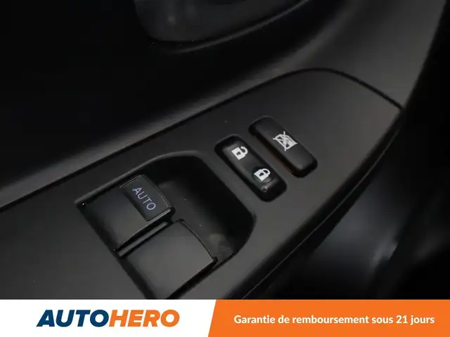 Toyota Yaris view 28