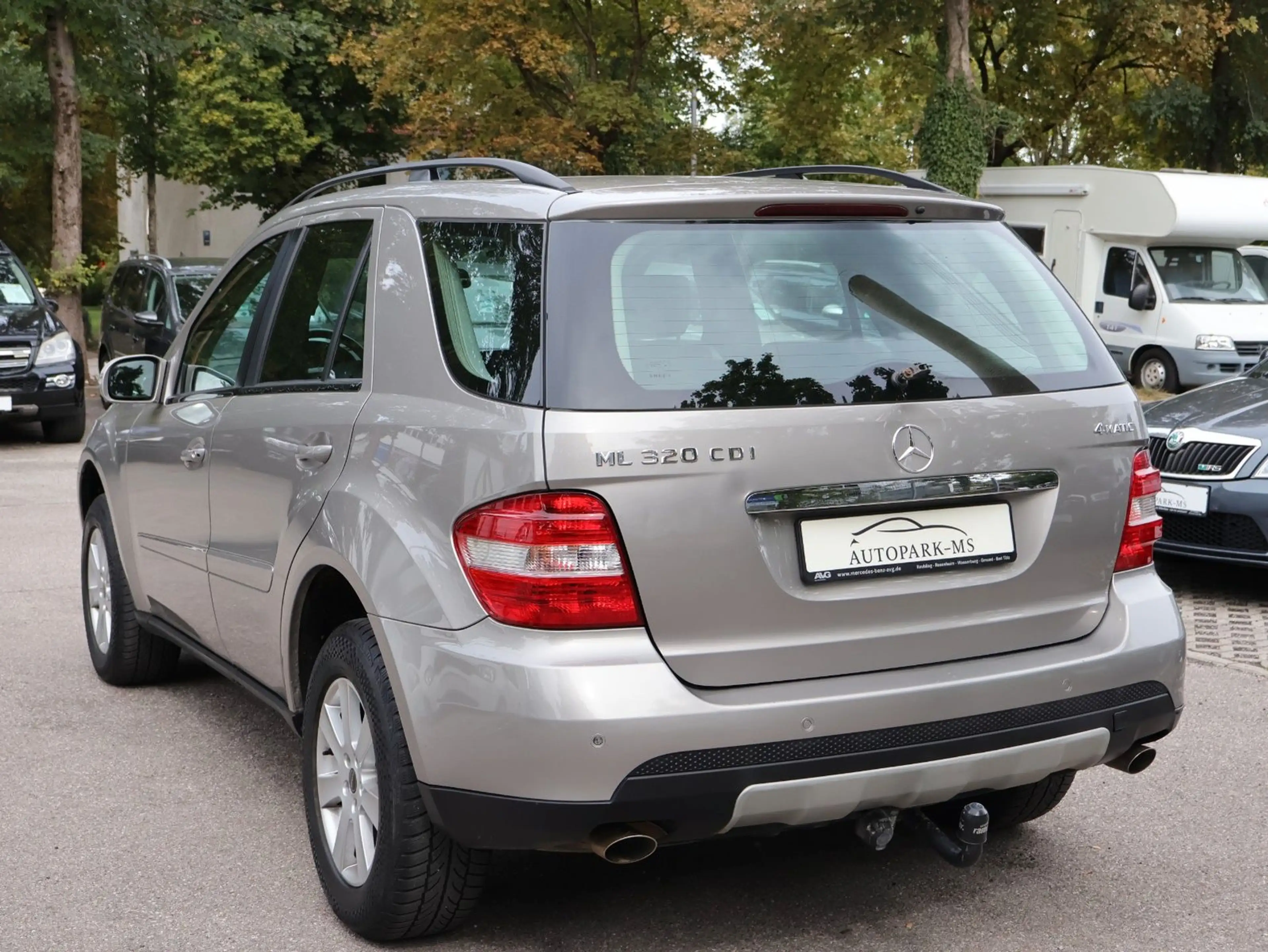 Mercedes-Benz ML 320 CDI 4Matic TÜV 07/28-NAVI-AHK-PDC-LUFT — photo 4