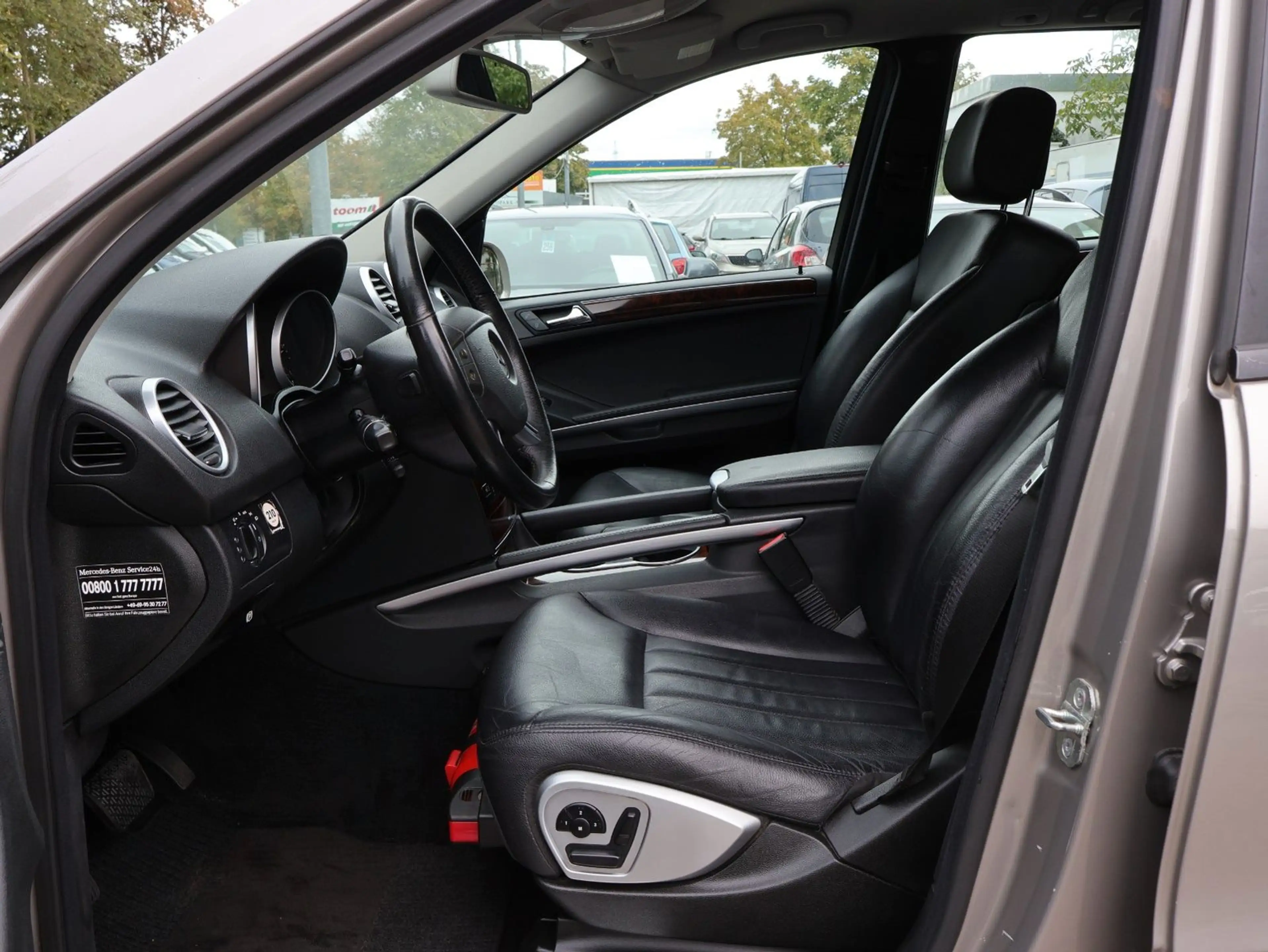 Mercedes-Benz ML 320 CDI 4Matic TÜV 07/28-NAVI-AHK-PDC-LUFT — photo 14