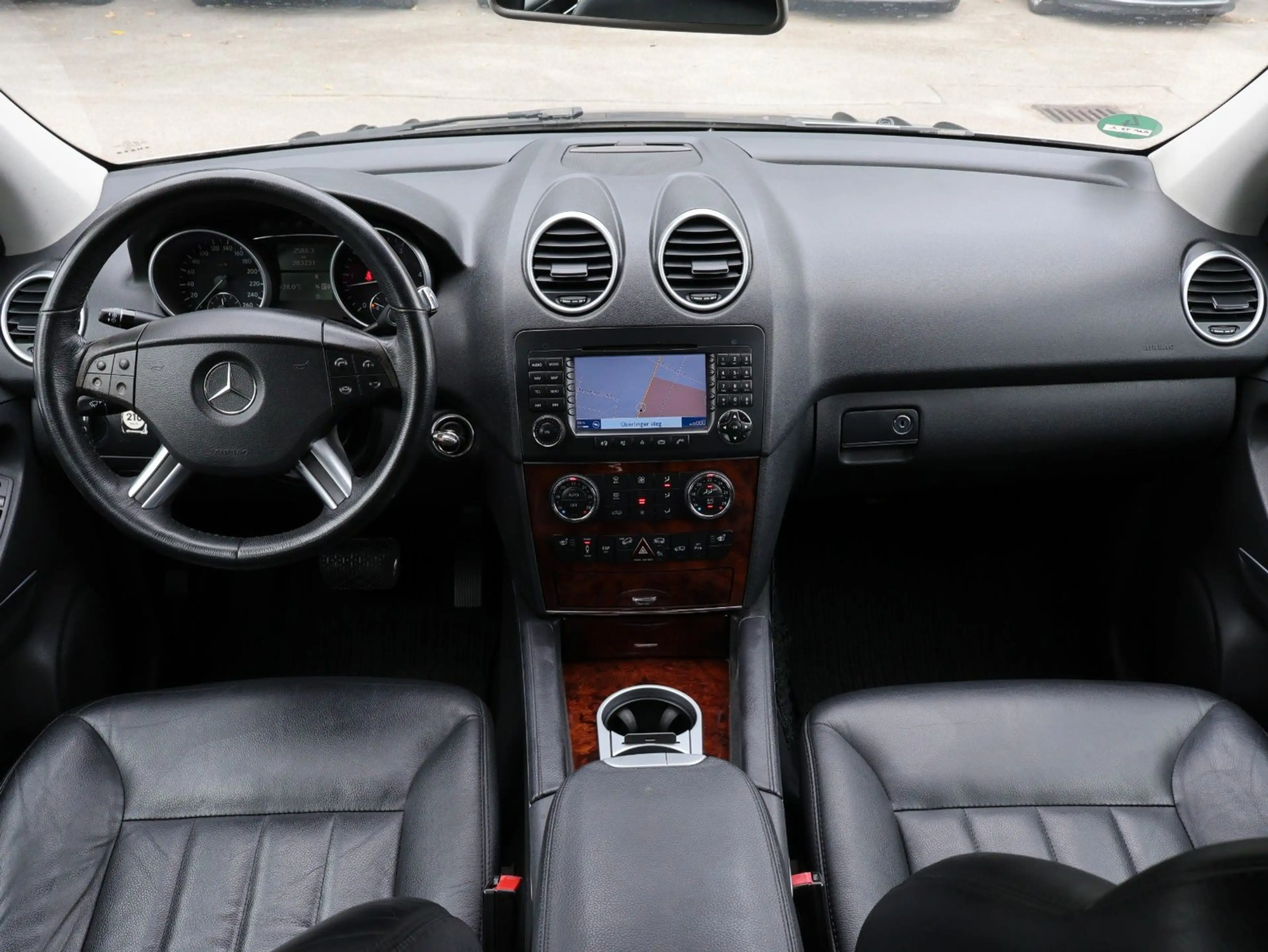 Mercedes-Benz ML 320 CDI 4Matic TÜV 07/28-NAVI-AHK-PDC-LUFT — photo 9