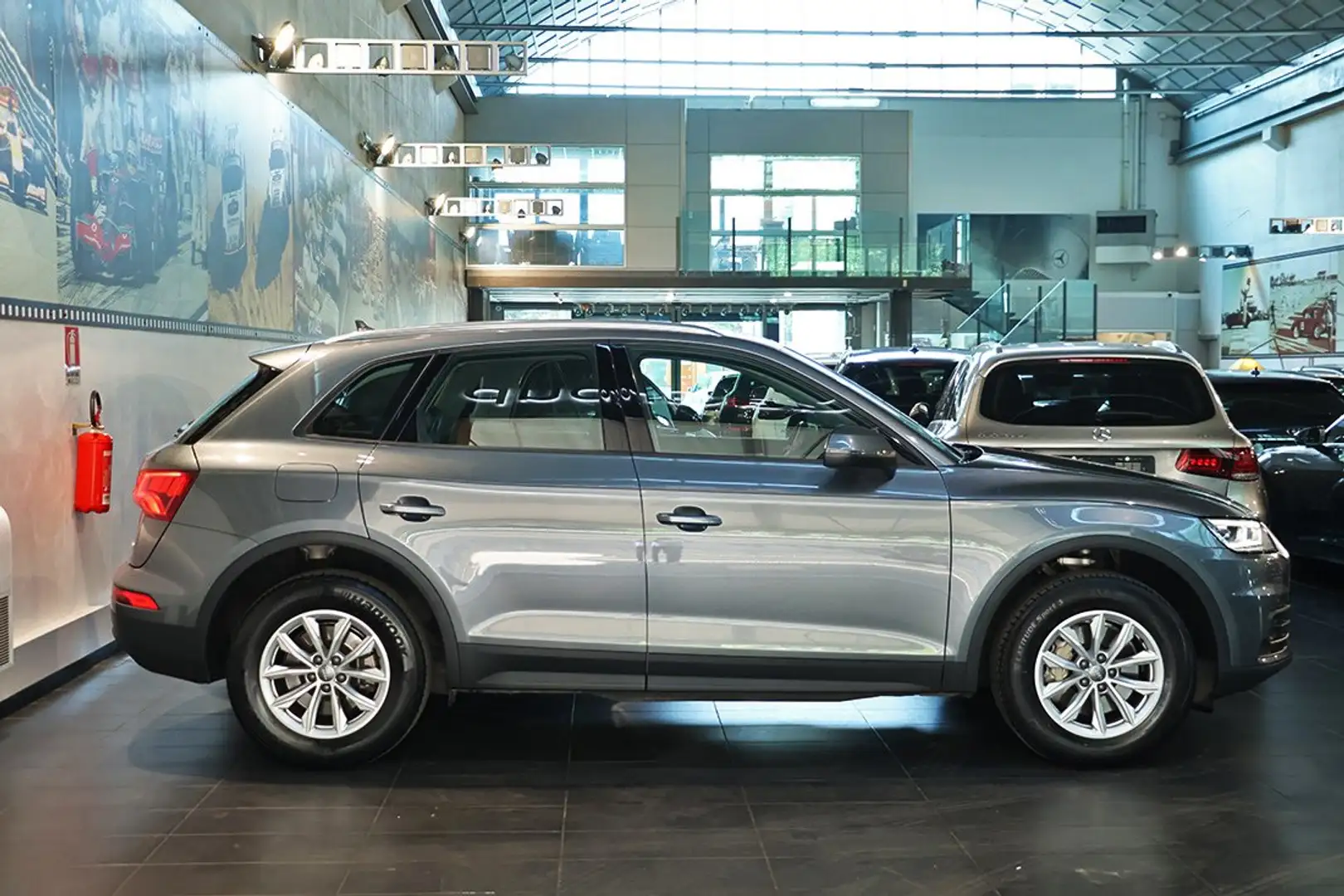 Audi Q5 40 TDI Quattro S-Tronic Business -VIRTUAL/ADAS/LED Grigio - 2