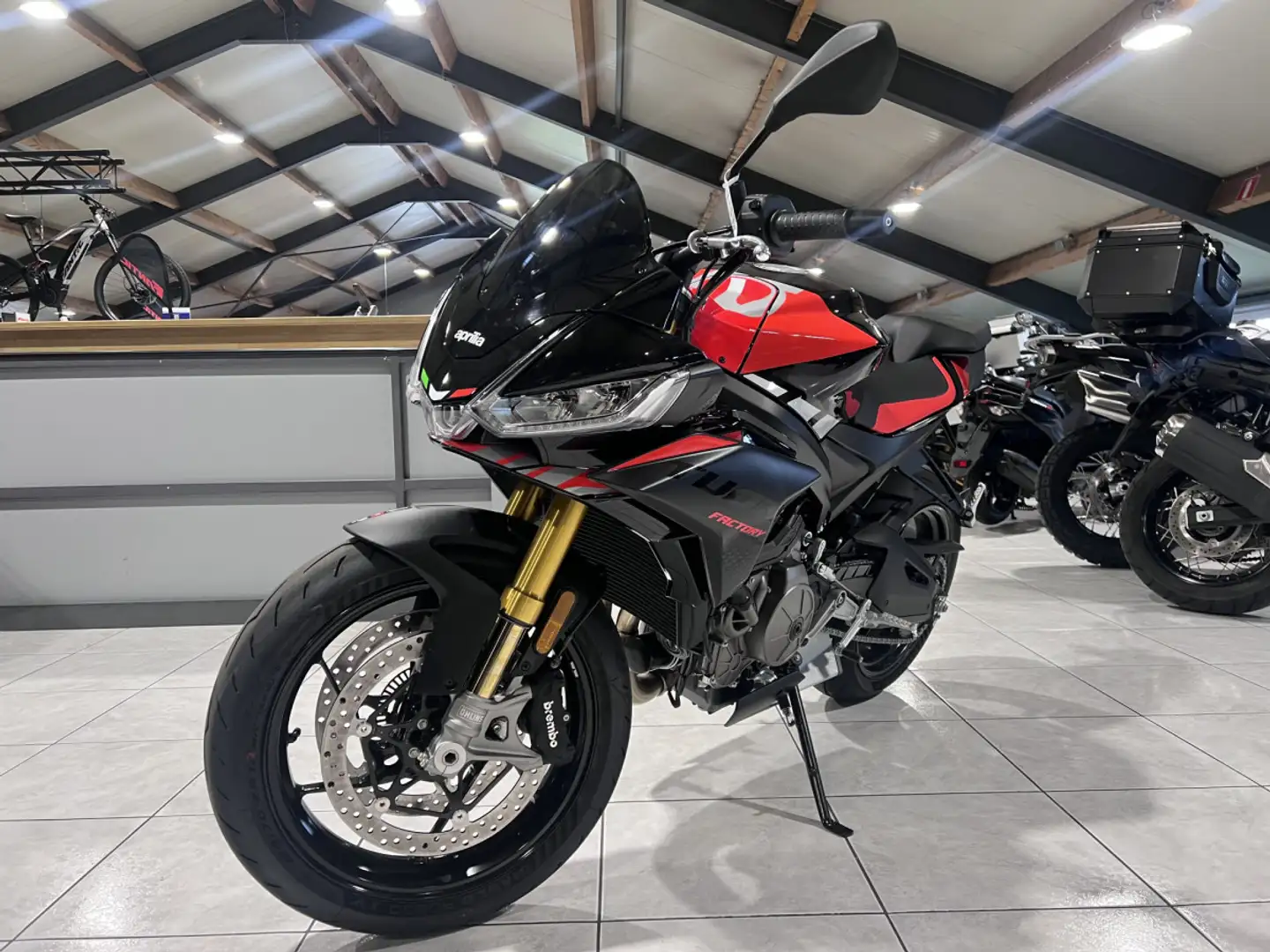 Aprilia Tuono 660 660 Factory 35 KW Noir - 2