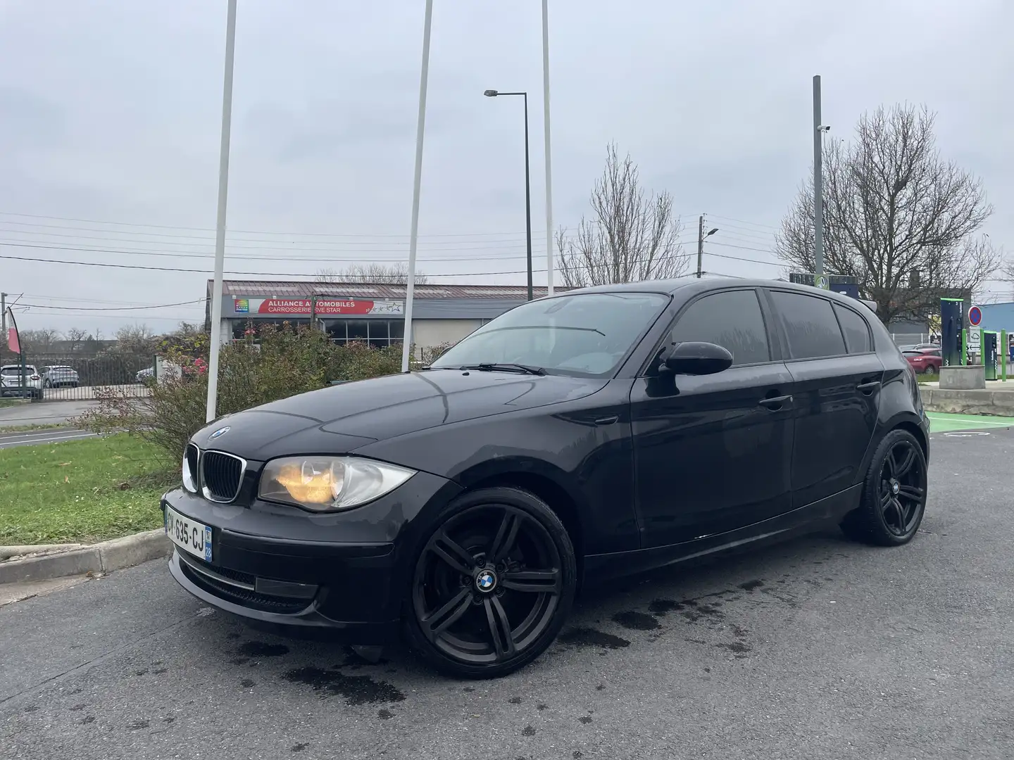 BMW 120 120d 177 ch Confort - 1