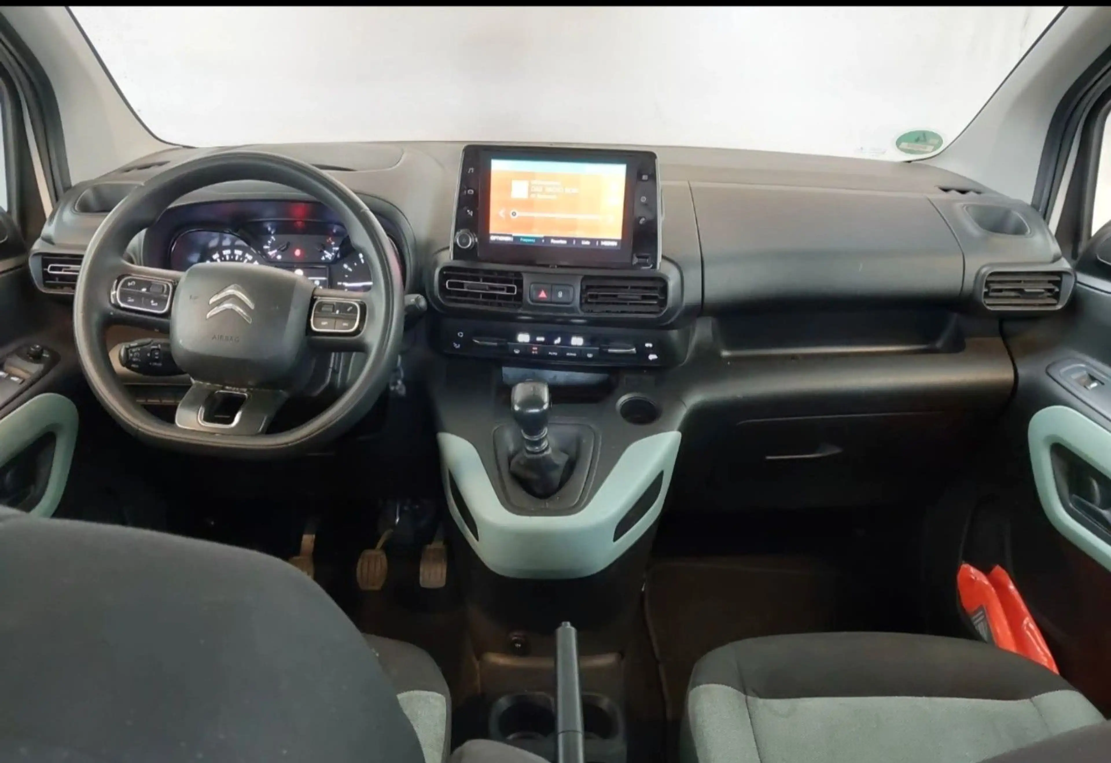 Citroen Berlingo BERLINGO 1.2 LIVE M 5SZ NAVI DAB KLIMA PDC — photo 4