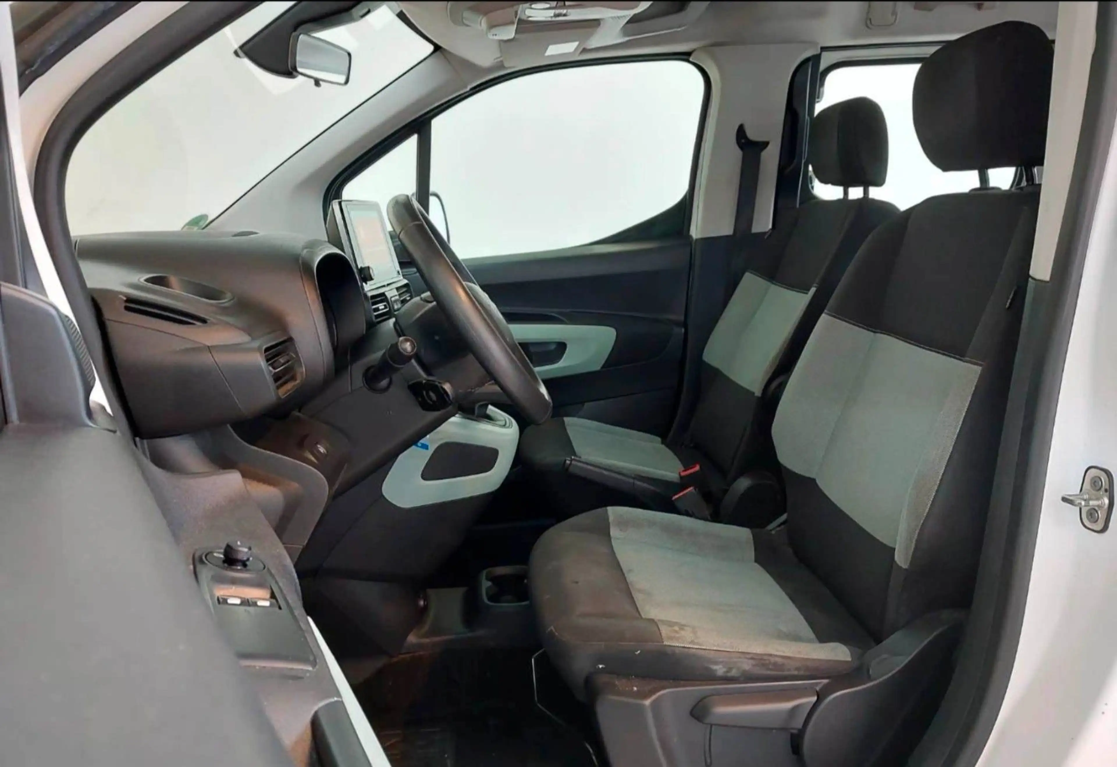 Citroen Berlingo BERLINGO 1.2 LIVE M 5SZ NAVI DAB KLIMA PDC — photo 7