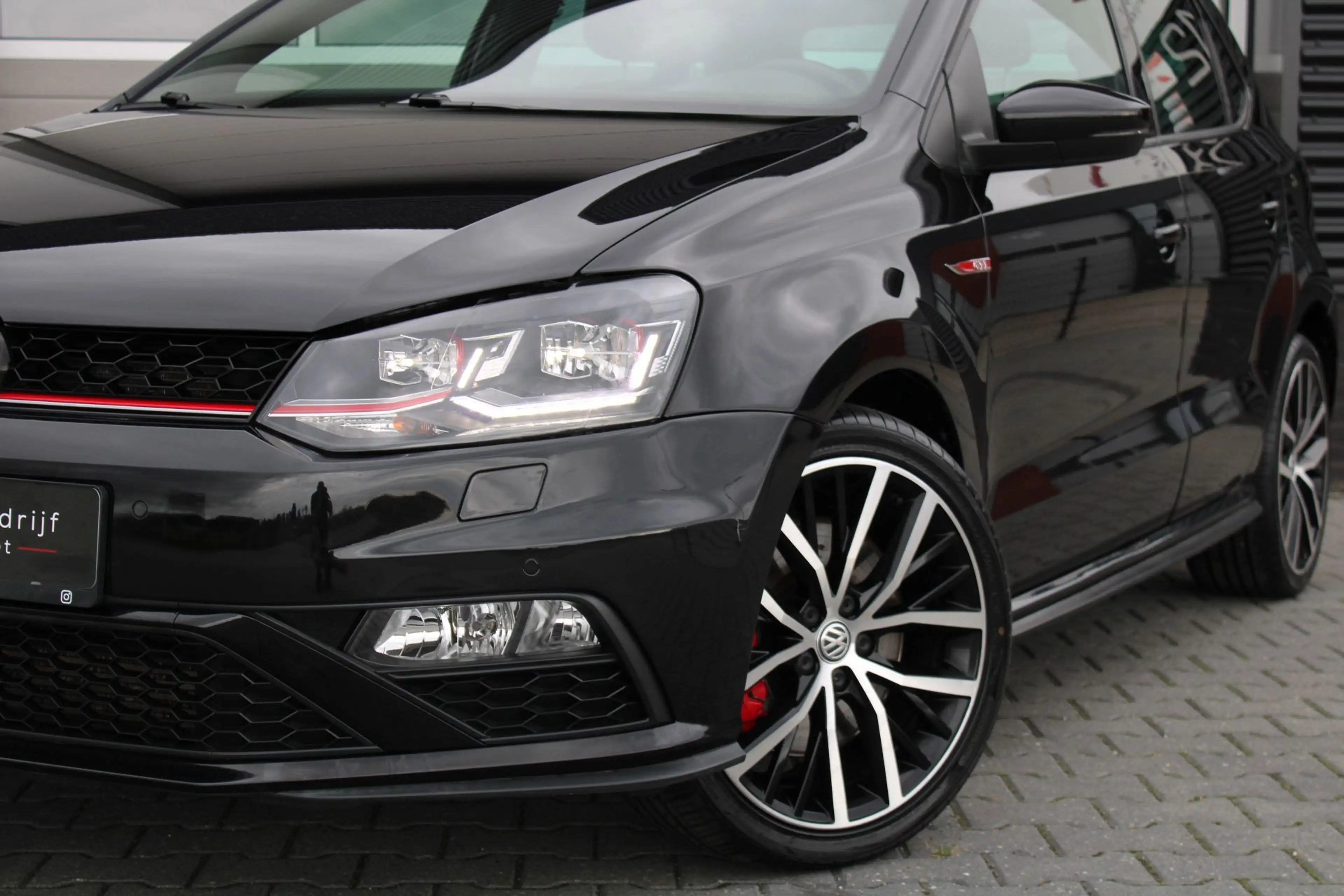 Volkswagen Polo GTI 1.8 TSI DSG|18''GTI|NAVI|SPORTONDERSTEL|FULL LED|F — photo 2