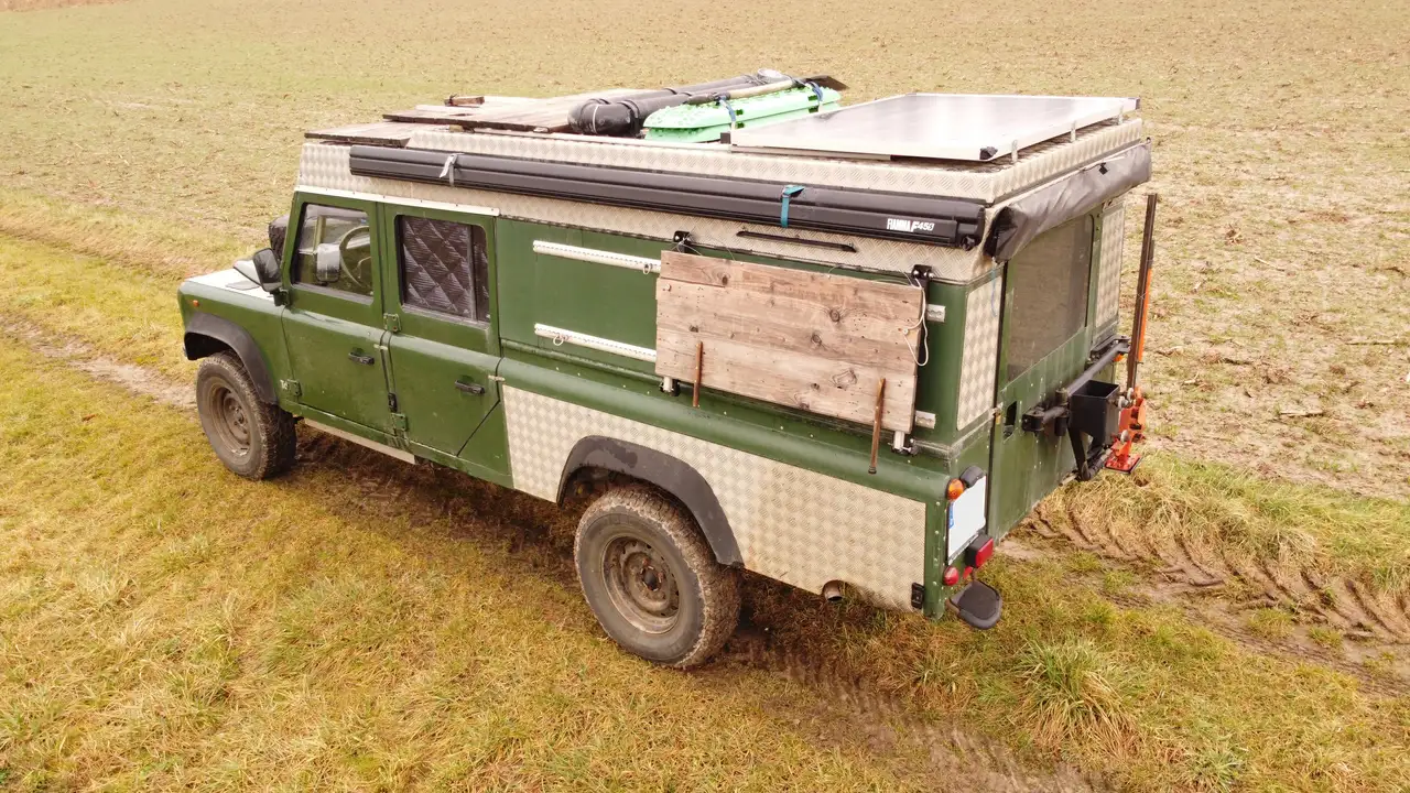 Land Rover Defender 130 300Tdi – verlängertes Chassis, Aufstelldach, autarker Expeditionsausbau, TÜV neu, foto 5
