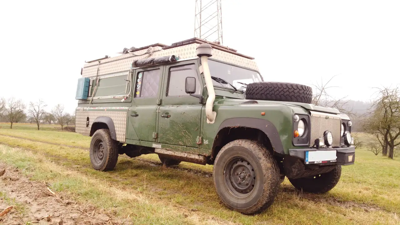 Land Rover Defender 130 300Tdi – verlängertes Chassis, Aufstelldach, autarker Expeditionsausbau, TÜV neu, foto 4