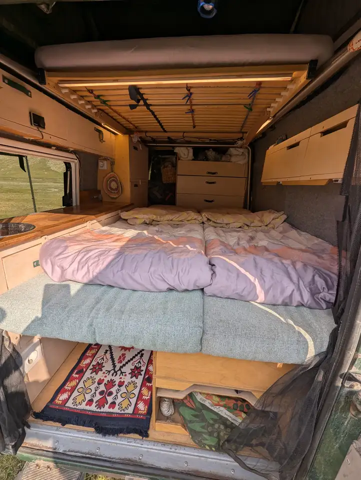 Land Rover Defender 130 300Tdi – verlängertes Chassis, Aufstelldach, autarker Expeditionsausbau, TÜV neu, foto 9