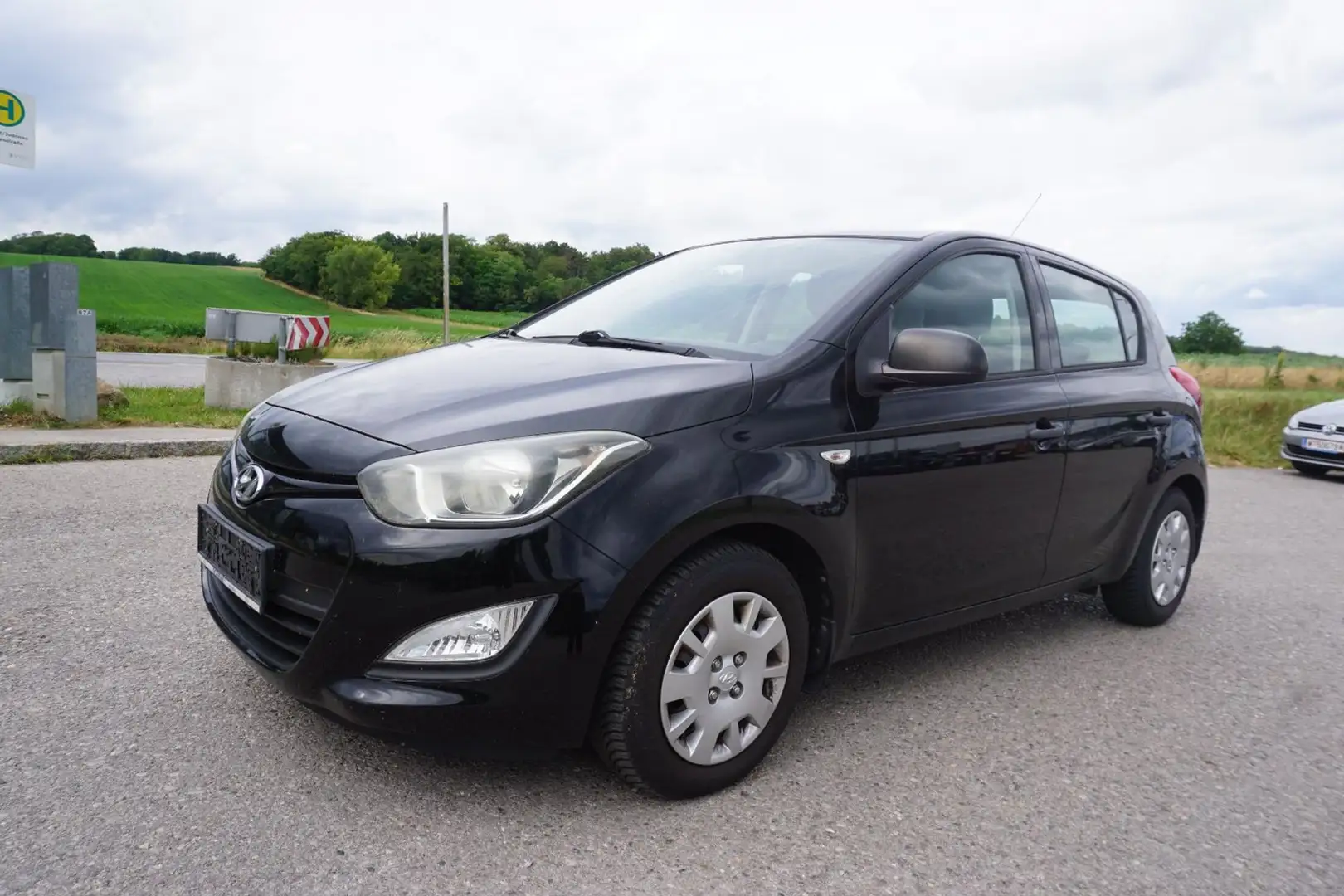 Hyundai i20 Life 1,25 Grau - 2