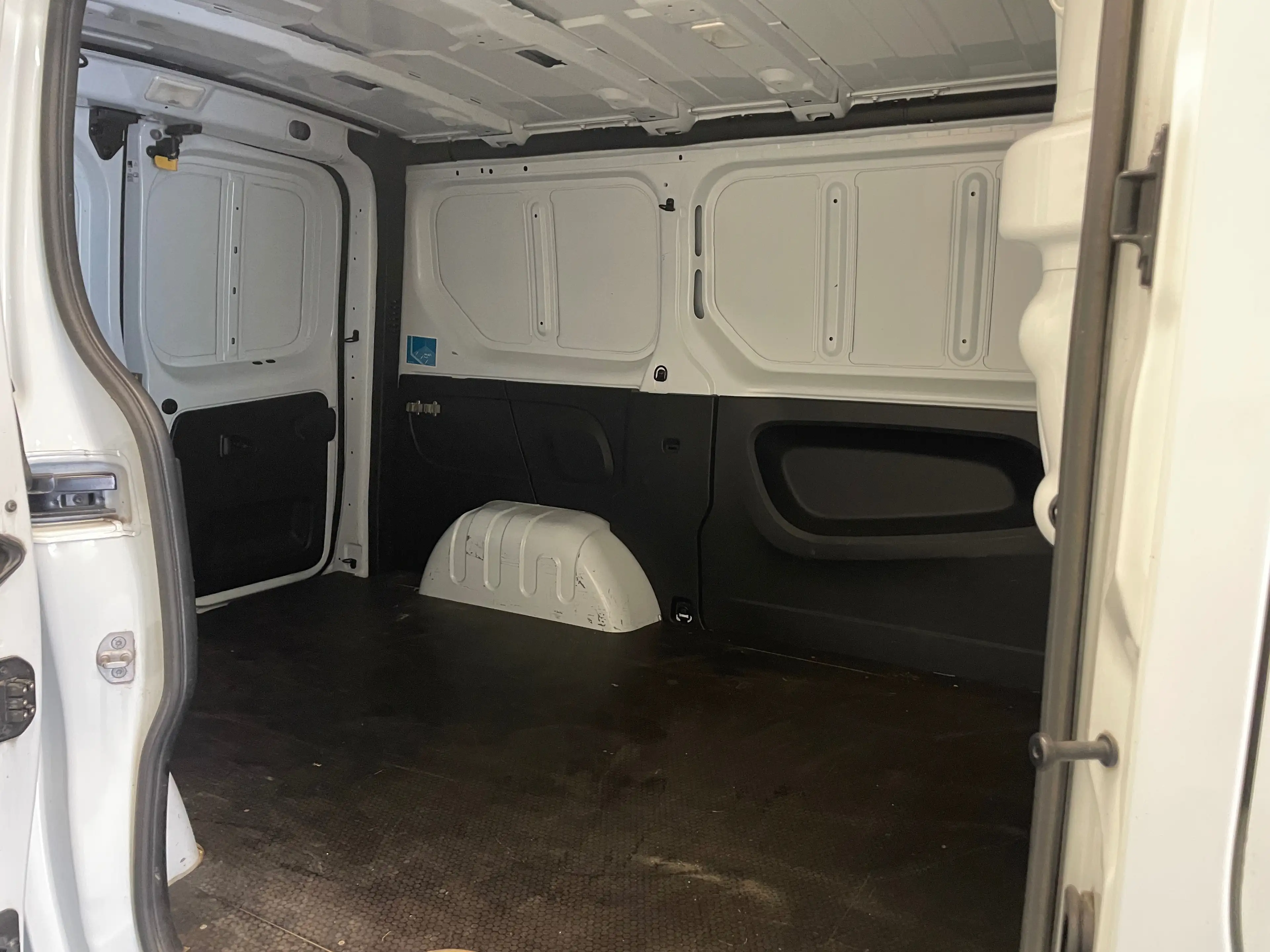 Renault Trafic 1.6 dCi 29 L2H1 Energy Tw.Turbo Confort — photo 8