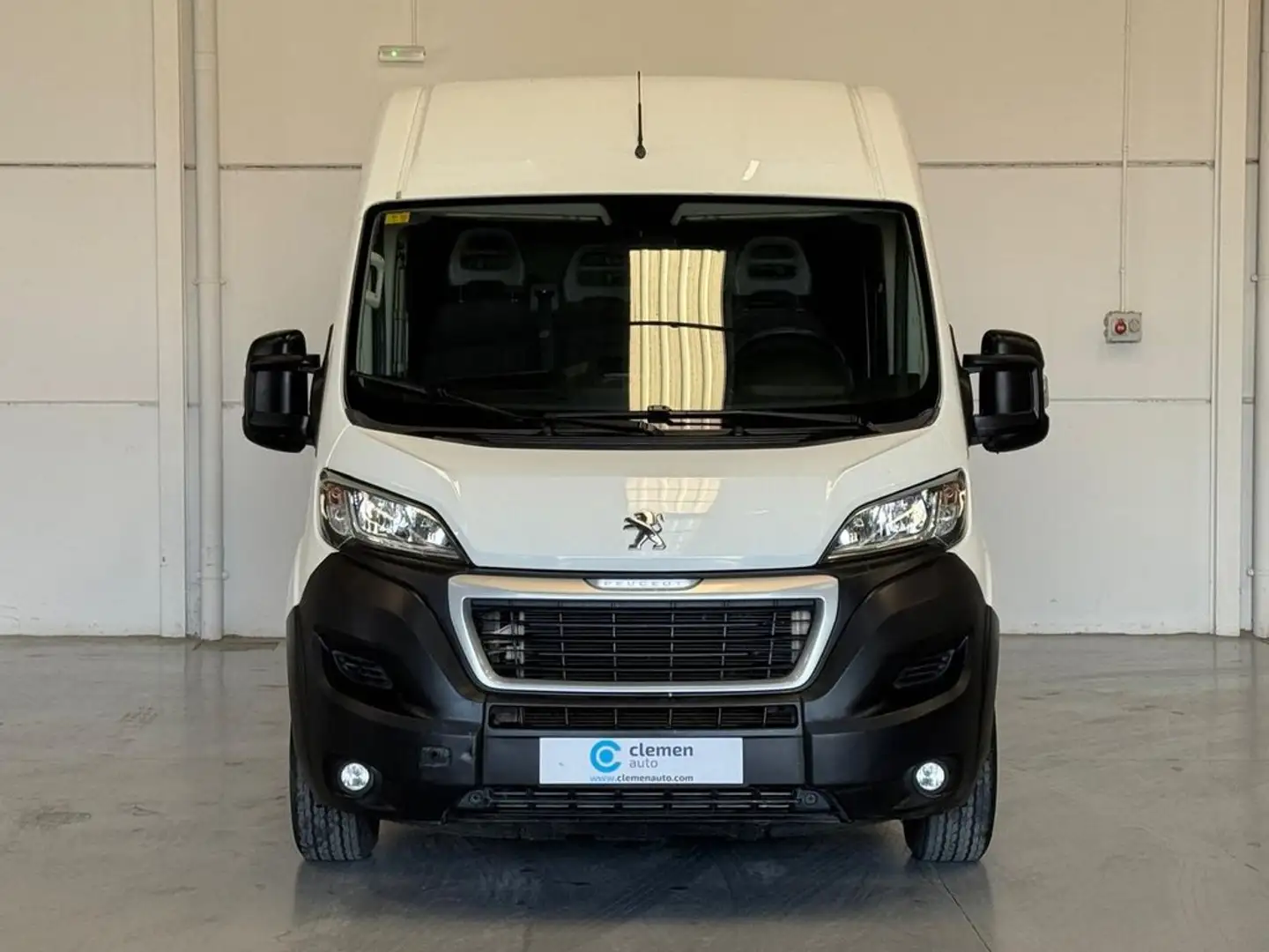 Peugeot Boxer L2 9 PLAZAS Weiß - 2
