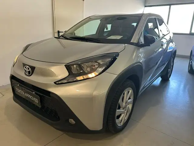 Toyota Aygo 1.0 Active 72cv s-cvt