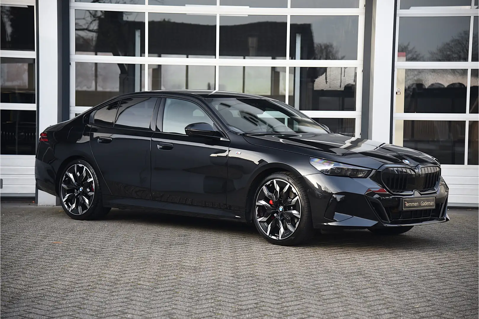 BMW 520 5-serie 520i M-Sport Noir - 1