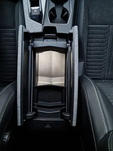 Peugeot 5008 mHEV 145 e-DCS6 GT Exclusive Aut. "sofort verfü... Ansicht 40