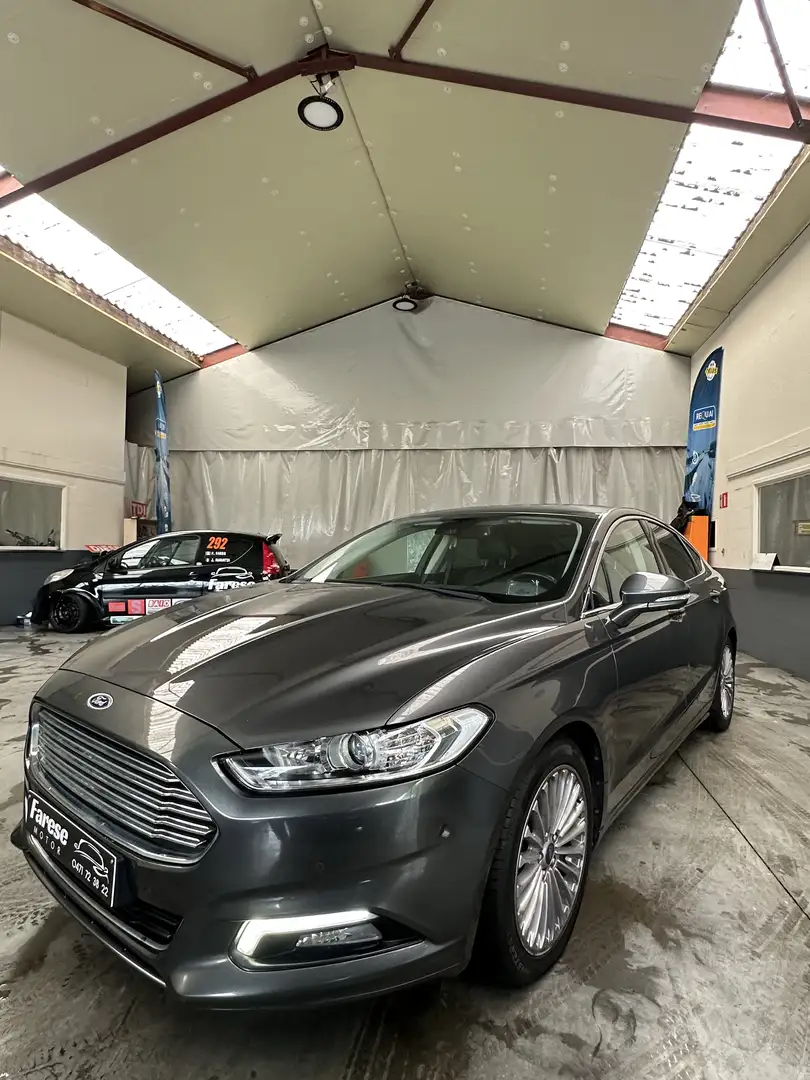 Ford Mondeo 2.0 TDCi Business Class+ PowerShift Grau - 1