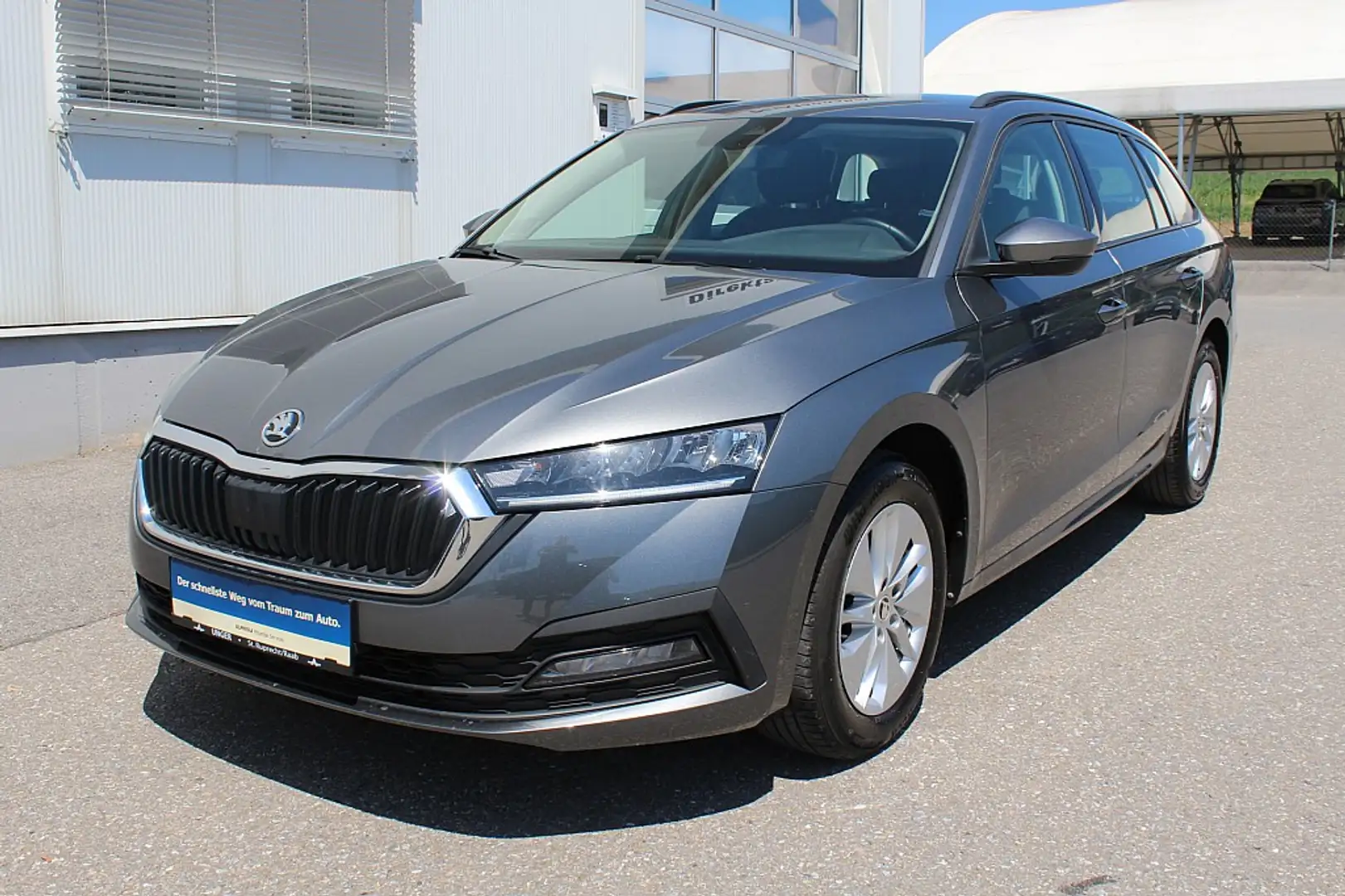 Skoda Octavia Combi 2,0 TDI Ambition Grau - 1