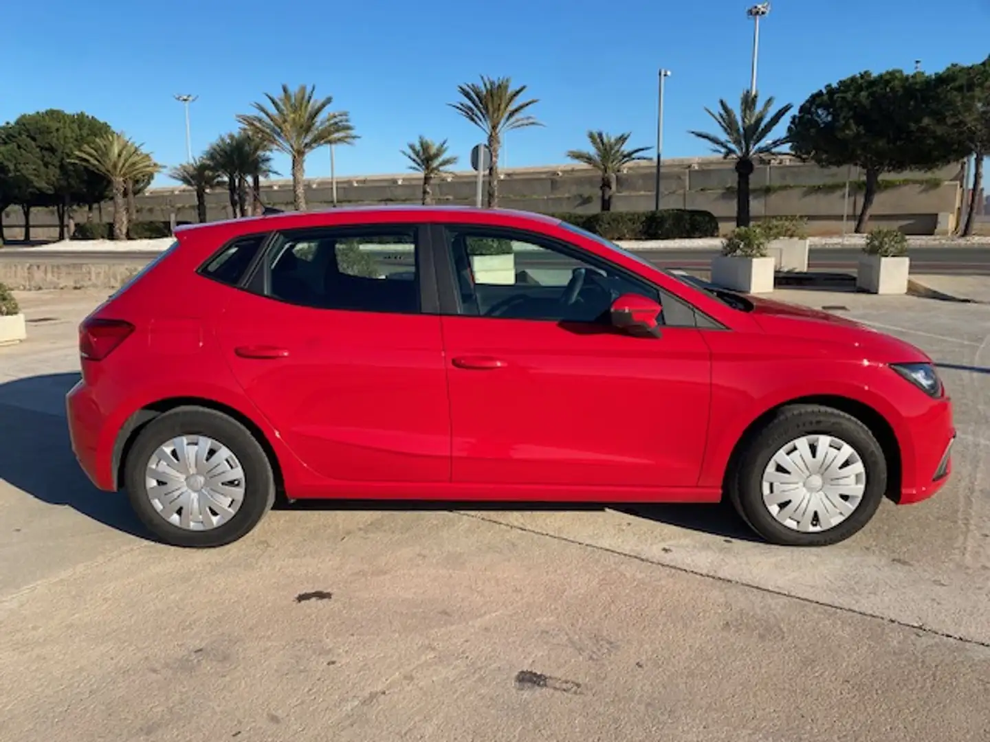 SEAT Ibiza 1.0 MPI Evo S&S Reference XM 80 Rojo - 2