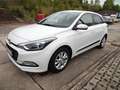 Hyundai i20 Passion/PDC/Temp./Spurhalteassist. Weiß - thumbnail 3