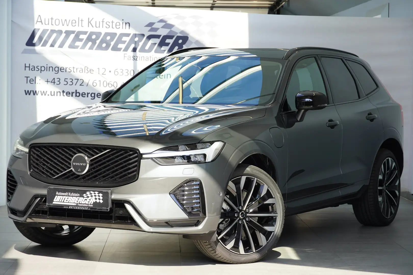 Volvo XC60 Ultra T6 AWD PHEV - 1