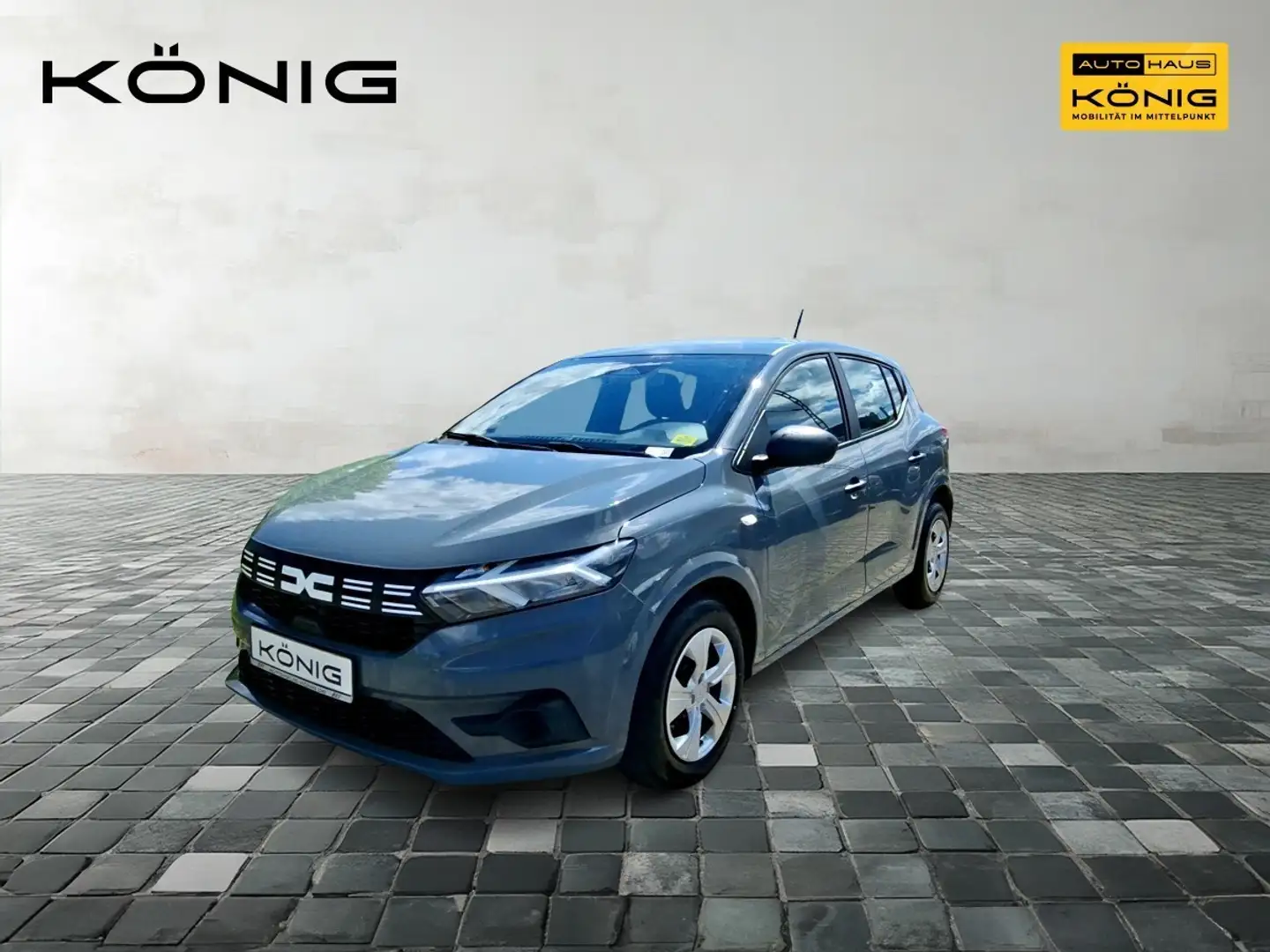 Dacia Sandero Essential TCe 90 Grijs - 1