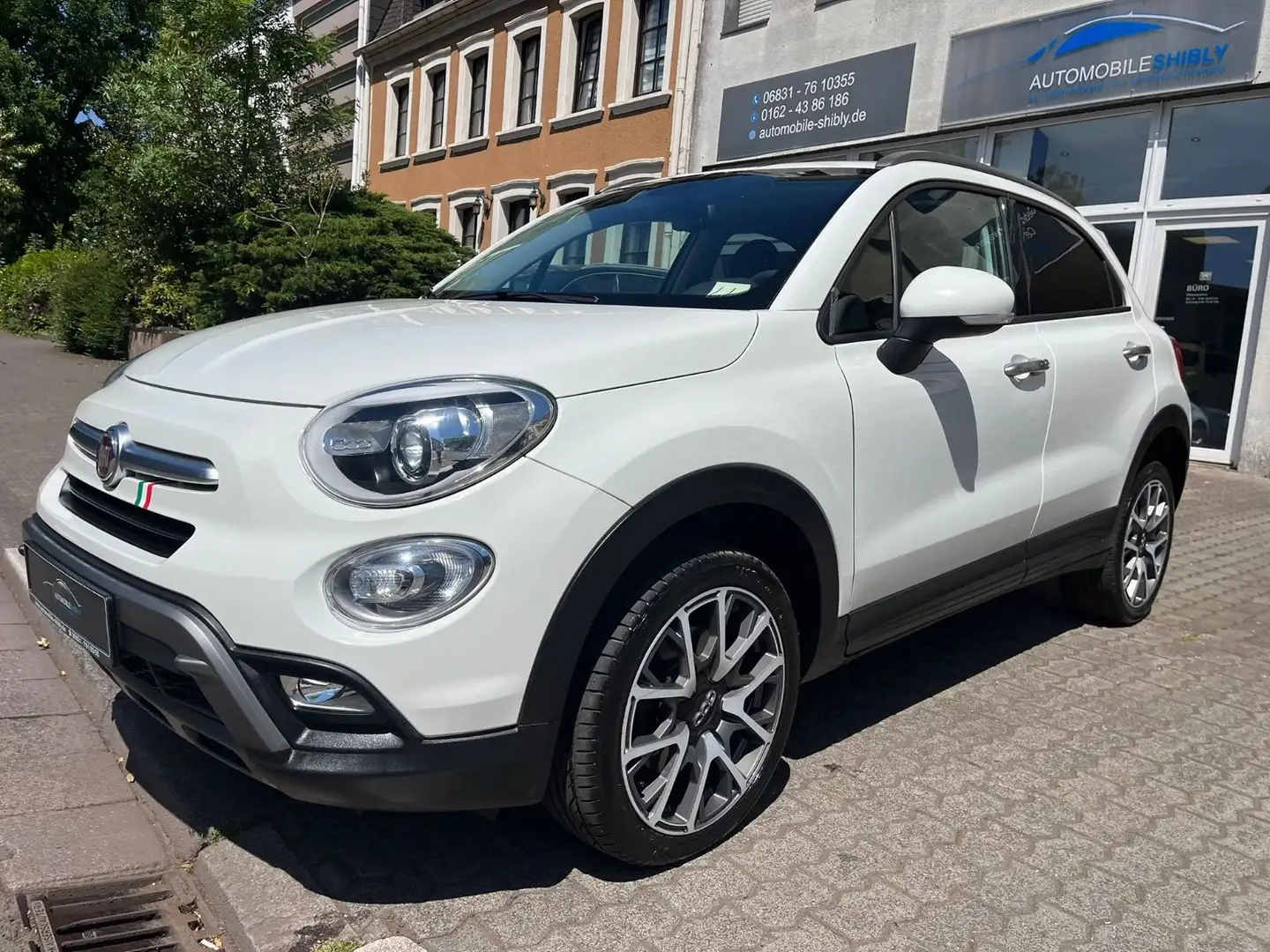 Fiat 500X Cross Plus 4x4 2,0 MultiJet Weiß - 1