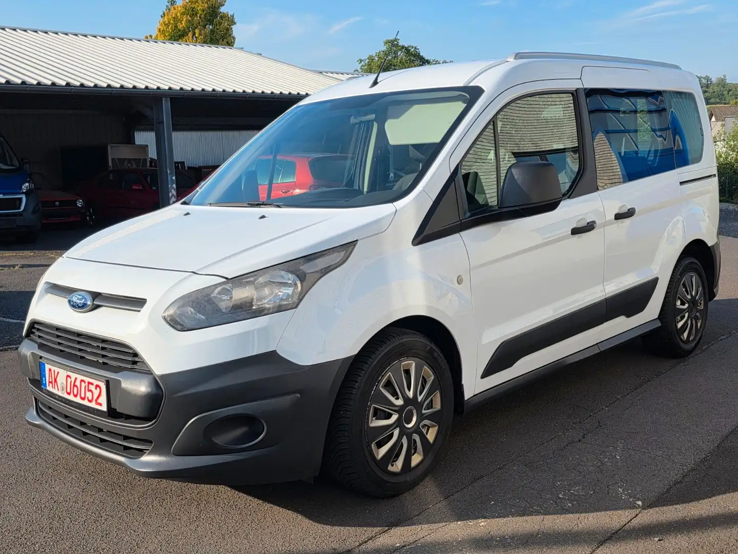 Ford Tourneo Connect 1.6 TDCi Klima 5.Sitzer 1.Hand Wit - 1