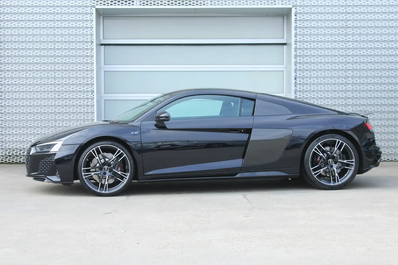 Audi R8 Coupe R8 Coupe 5.2 419 kW / 570 pk FSI Coupe 7 ver Negro - 2
