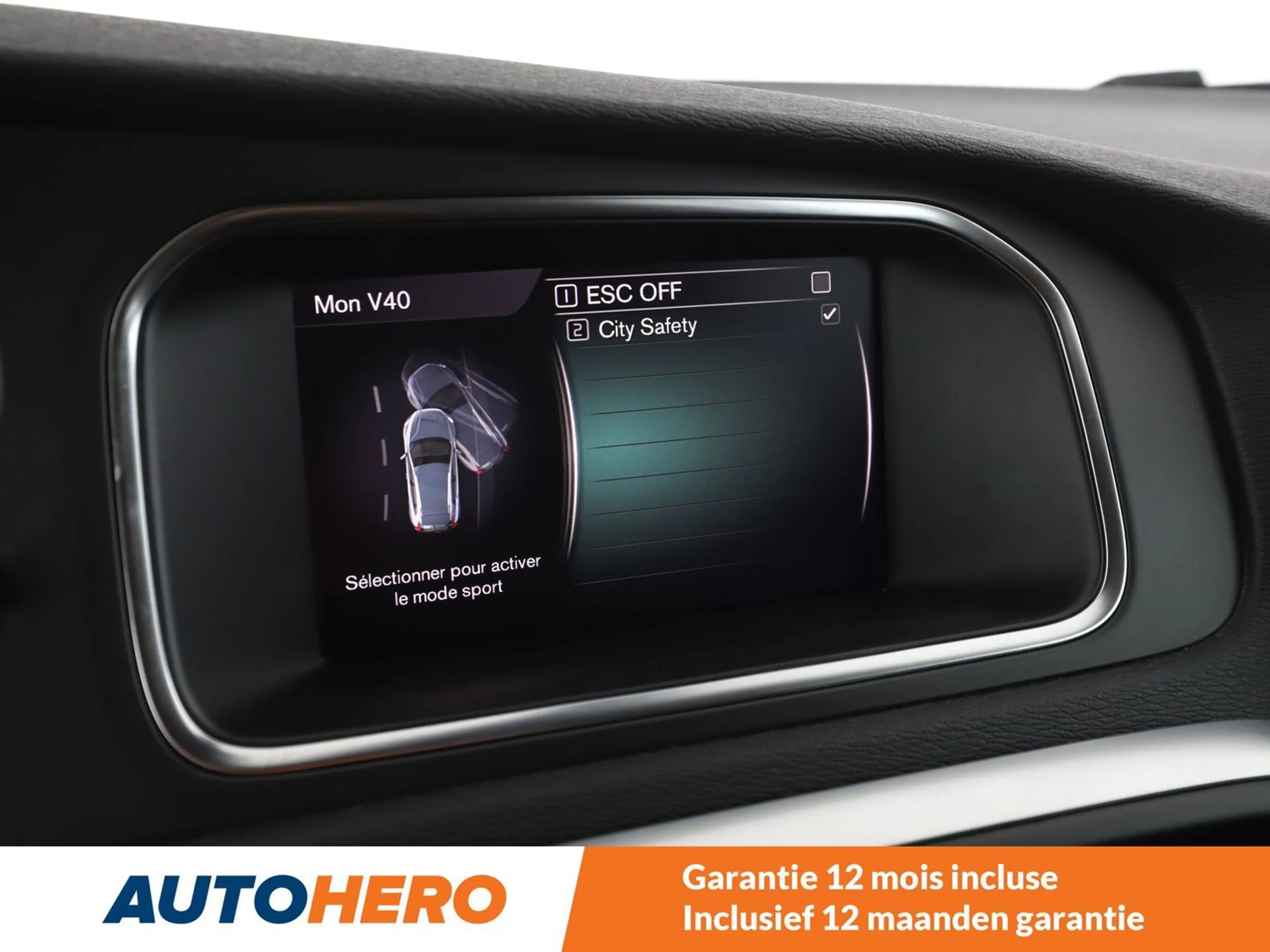 Volvo V40 Cross Country 2.0 D3 Plus — photo 10