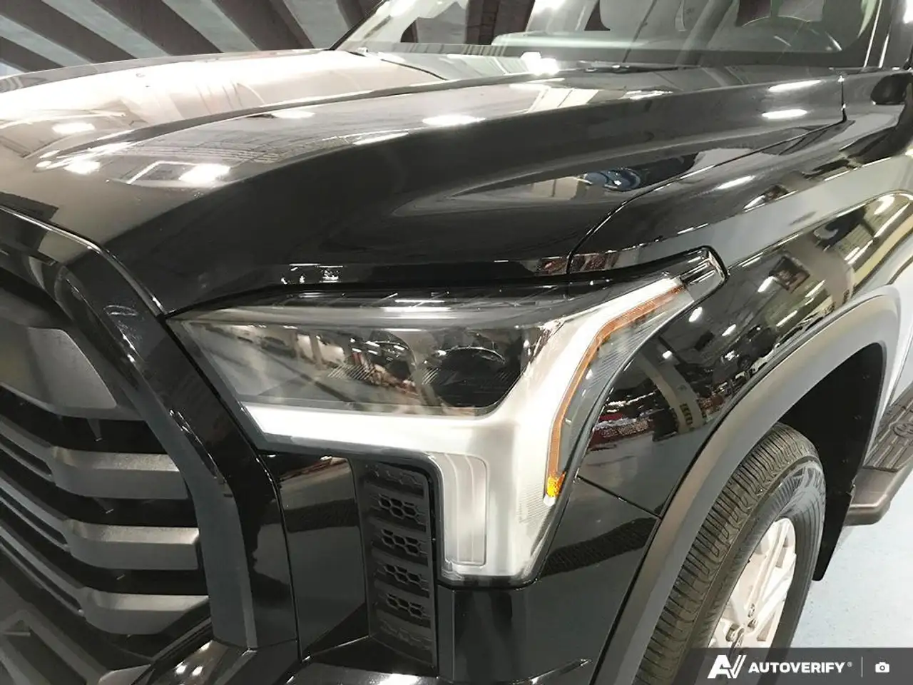 Toyota Tundra снимка Toyota Tundra