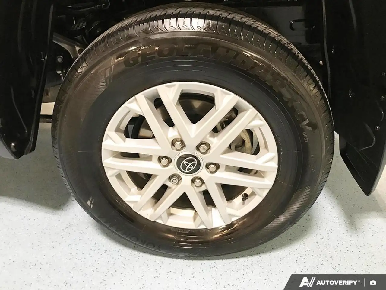 Toyota Tundra снимка Toyota Tundra