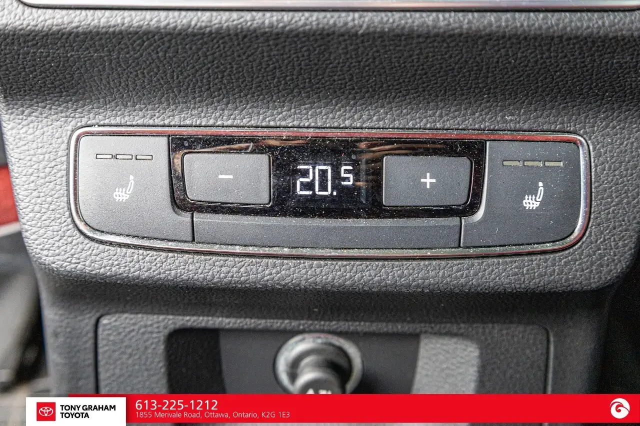 Audi SQ5 снимка Audi SQ5