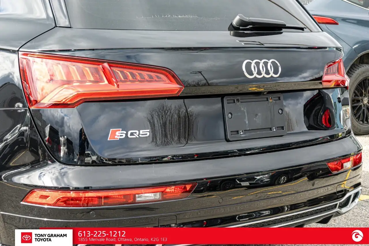 Audi SQ5 снимка Audi SQ5
