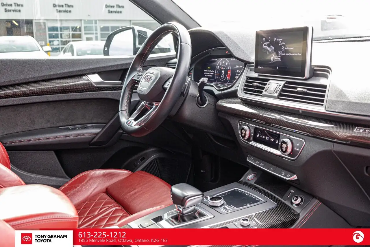Audi SQ5 снимка Audi SQ5