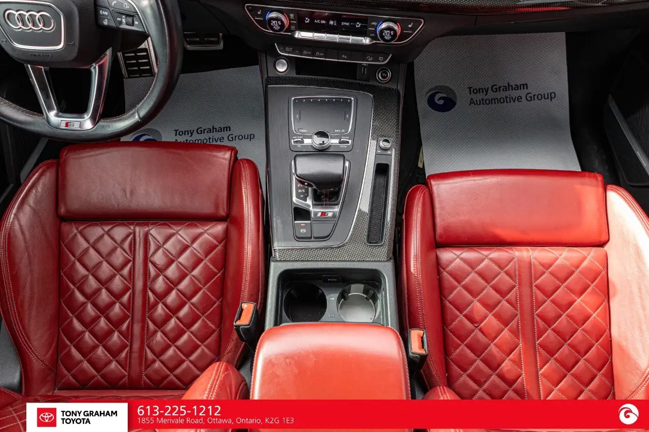 Audi SQ5 снимка Audi SQ5