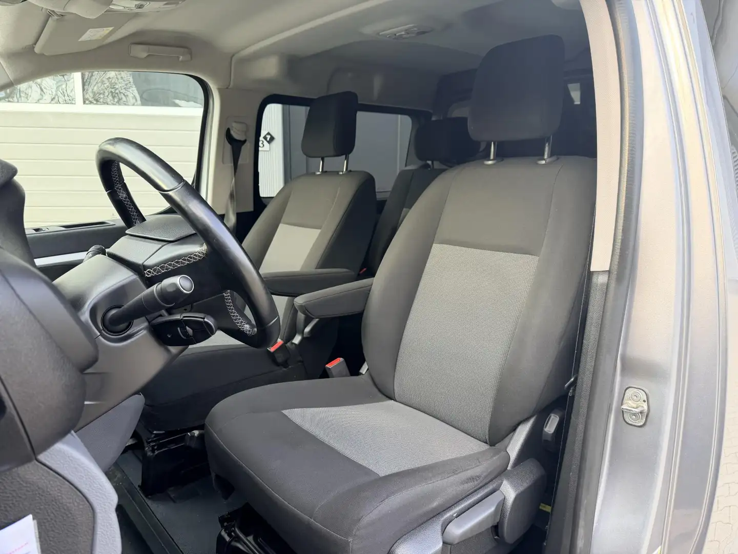 Toyota Proace Long Worker 2.0 D-4D 122pk Professional Dubbele Ca Gris - 2