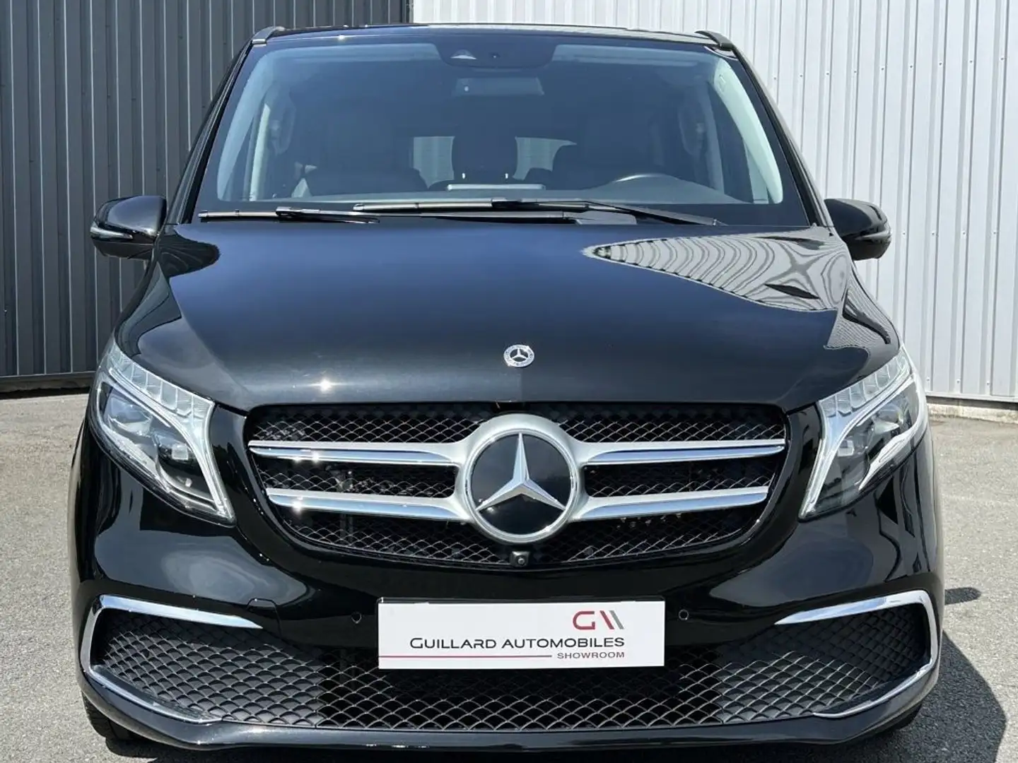 Mercedes-Benz V 300 d EXTRA-LONG AVANTGARDE 239ch 8 PLACES 9G-TRON Noir - 2