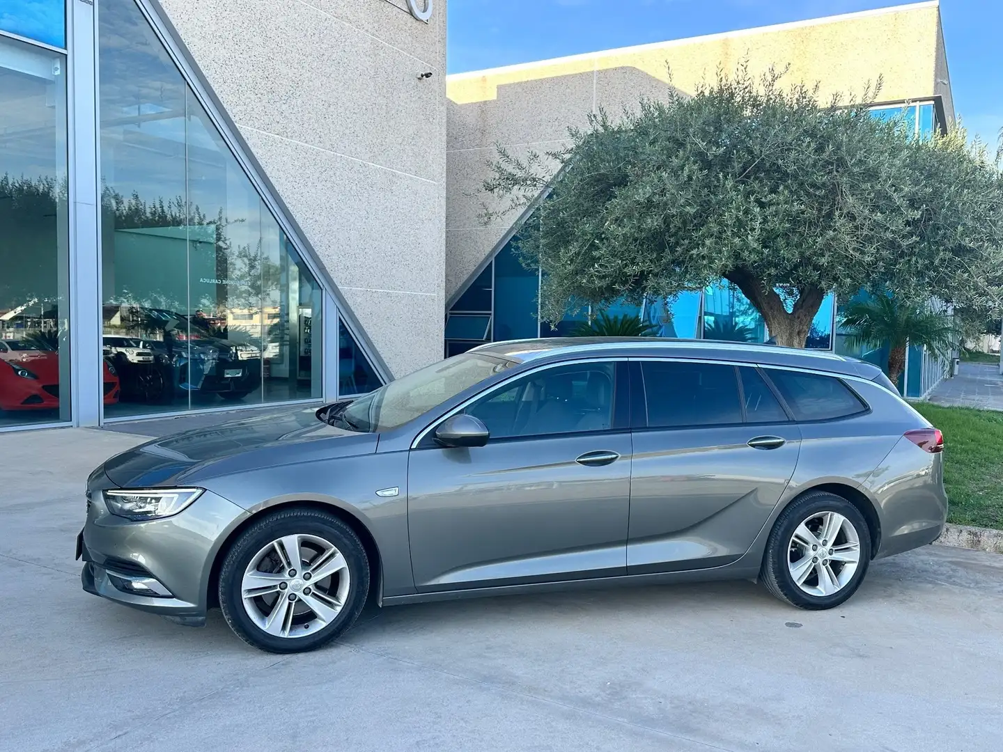 Opel Insignia Sports Tourer 1.6 cdti ecotec Advance Grigio - 2