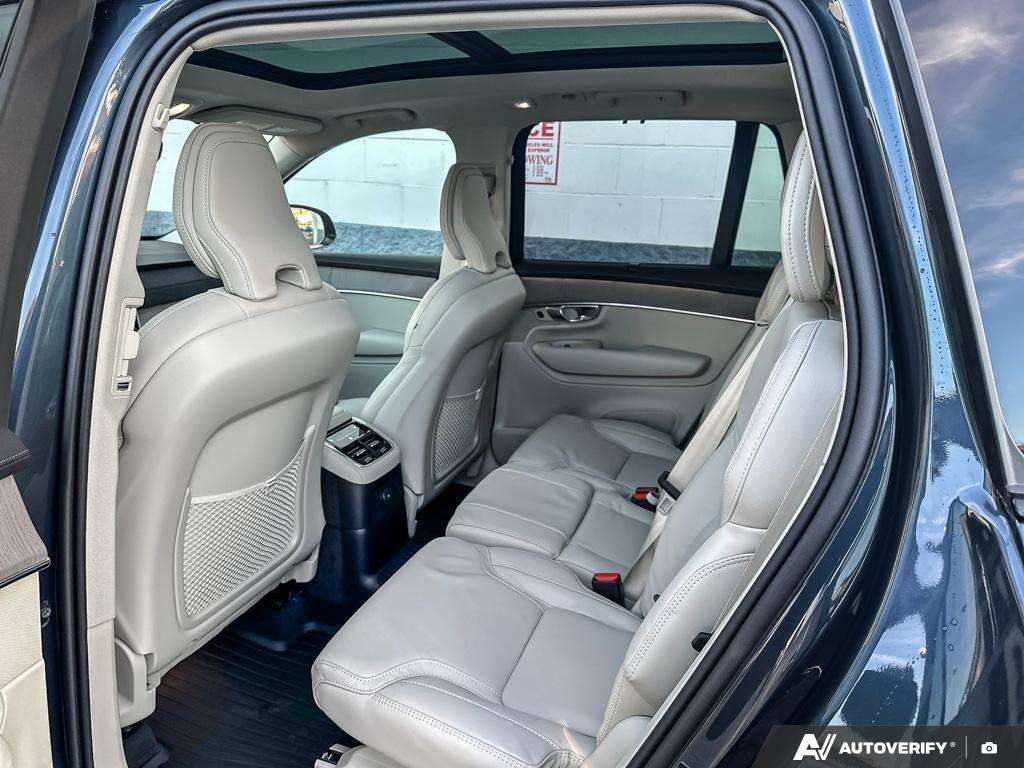 2026 Volvo XC90 T8 AWD Ultra Dark Theme 7-Seater thumb 23