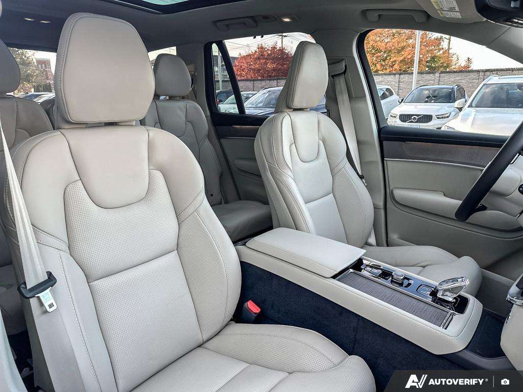 2026 Volvo XC90 T8 AWD Ultra Dark Theme 7-Seater thumb 22