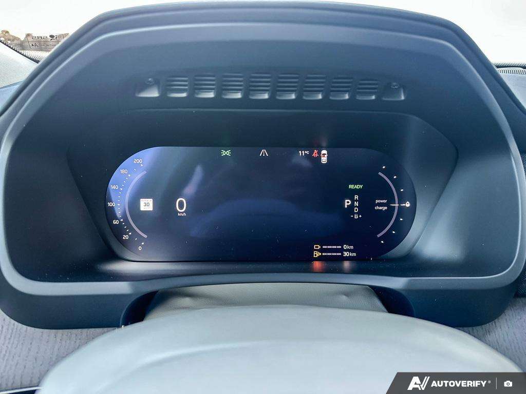 2026 Volvo XC90 T8 AWD Ultra Dark Theme 7-Seater thumb 15