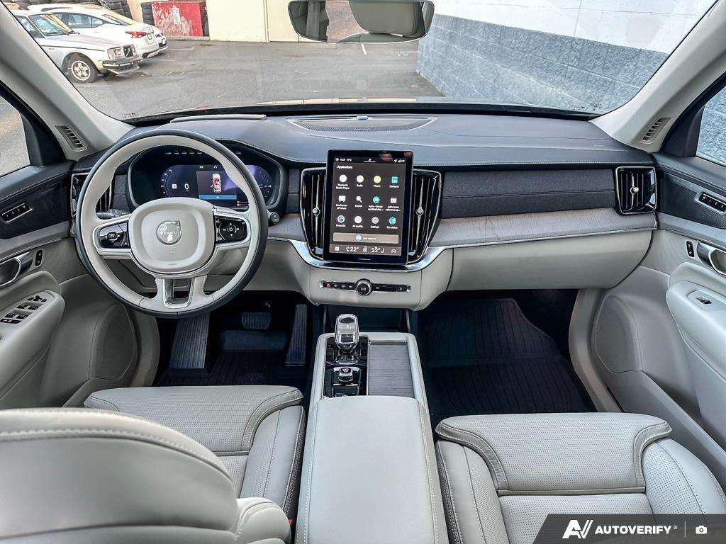 2026 Volvo XC90 T8 AWD Ultra Dark Theme 7-Seater thumb 24