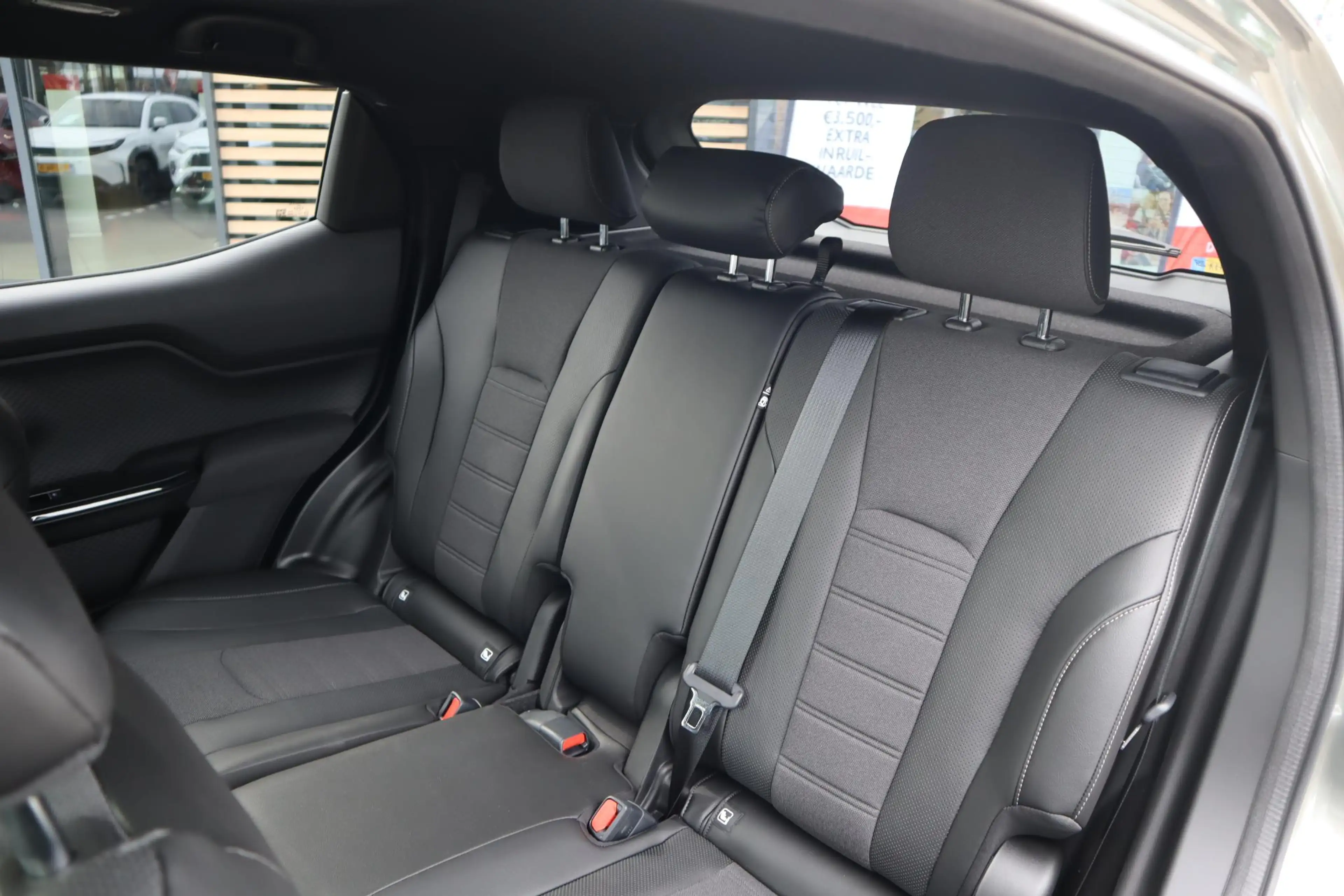 Toyota Urban Cruiser EXECUTIVE 61kWh NIEUW&DIRECT LEVERBAAR! PANODAK JB — photo 17