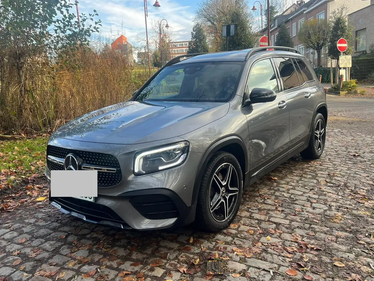 Mercedes-Benz GLB 200
