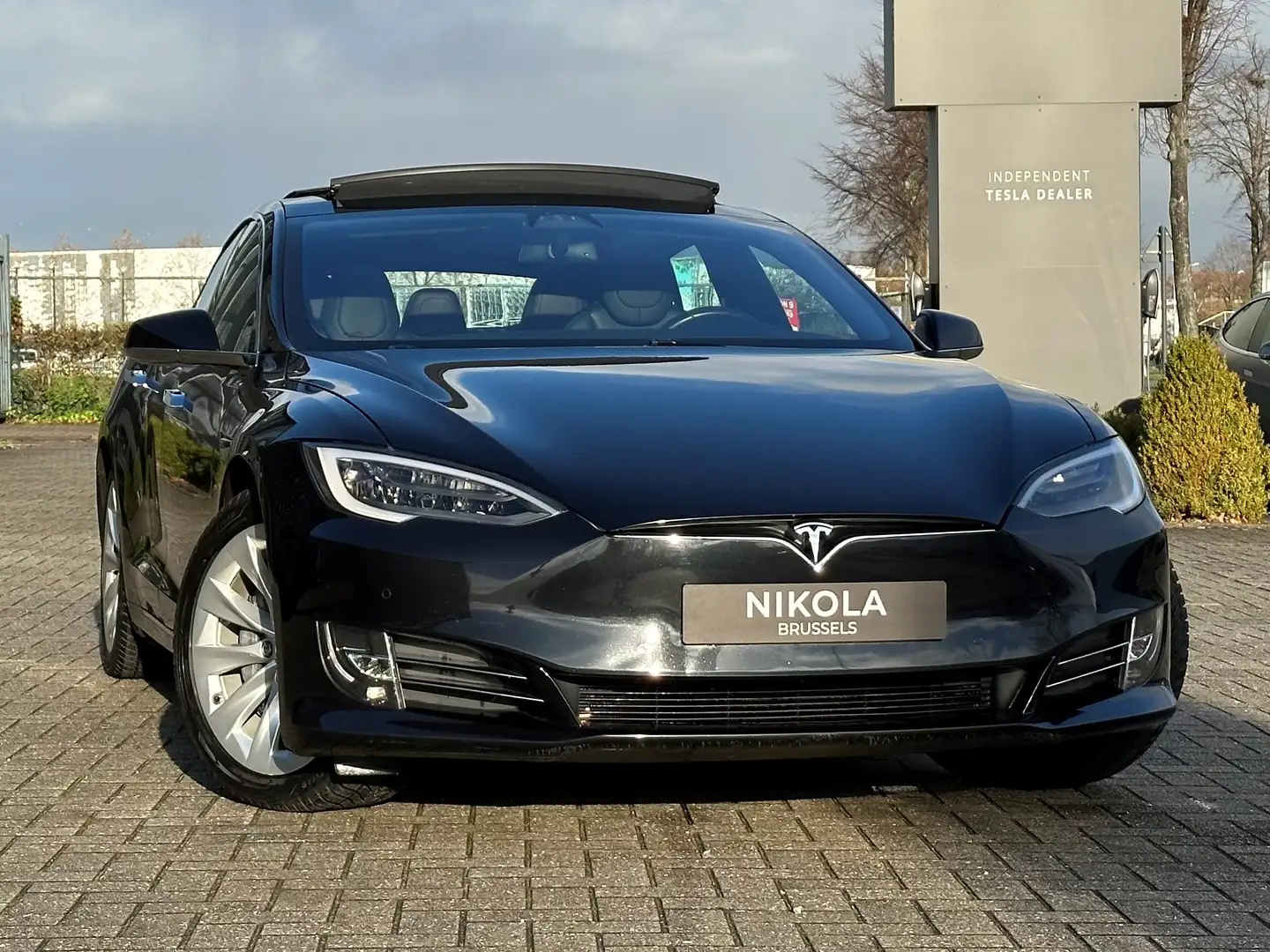 Tesla Model S LONG RANGE 100D - ENHANCED AP - SUNROOF Noir - 1