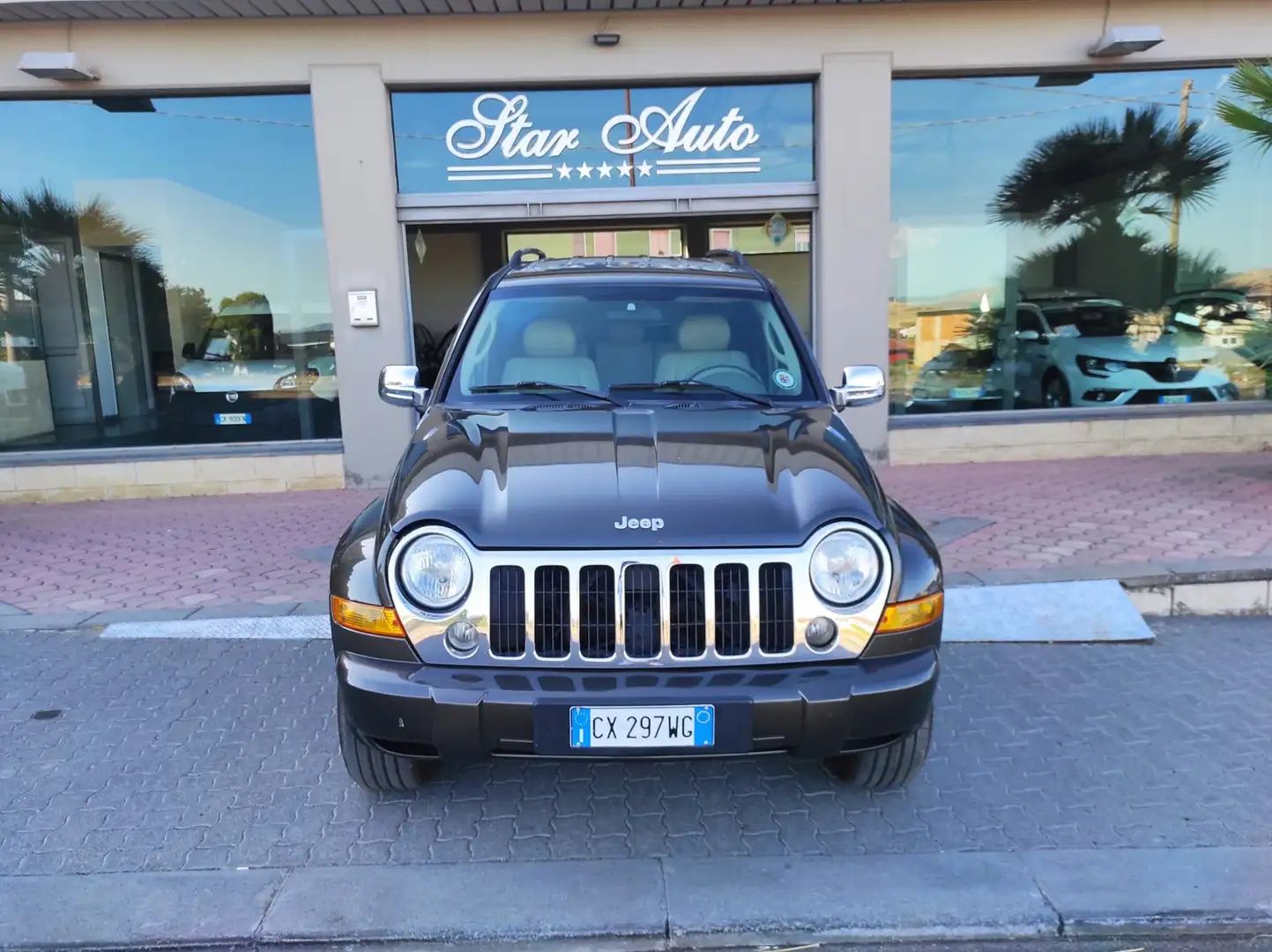 Jeep Cherokee 2.8 CRD Limited Grigio - 1