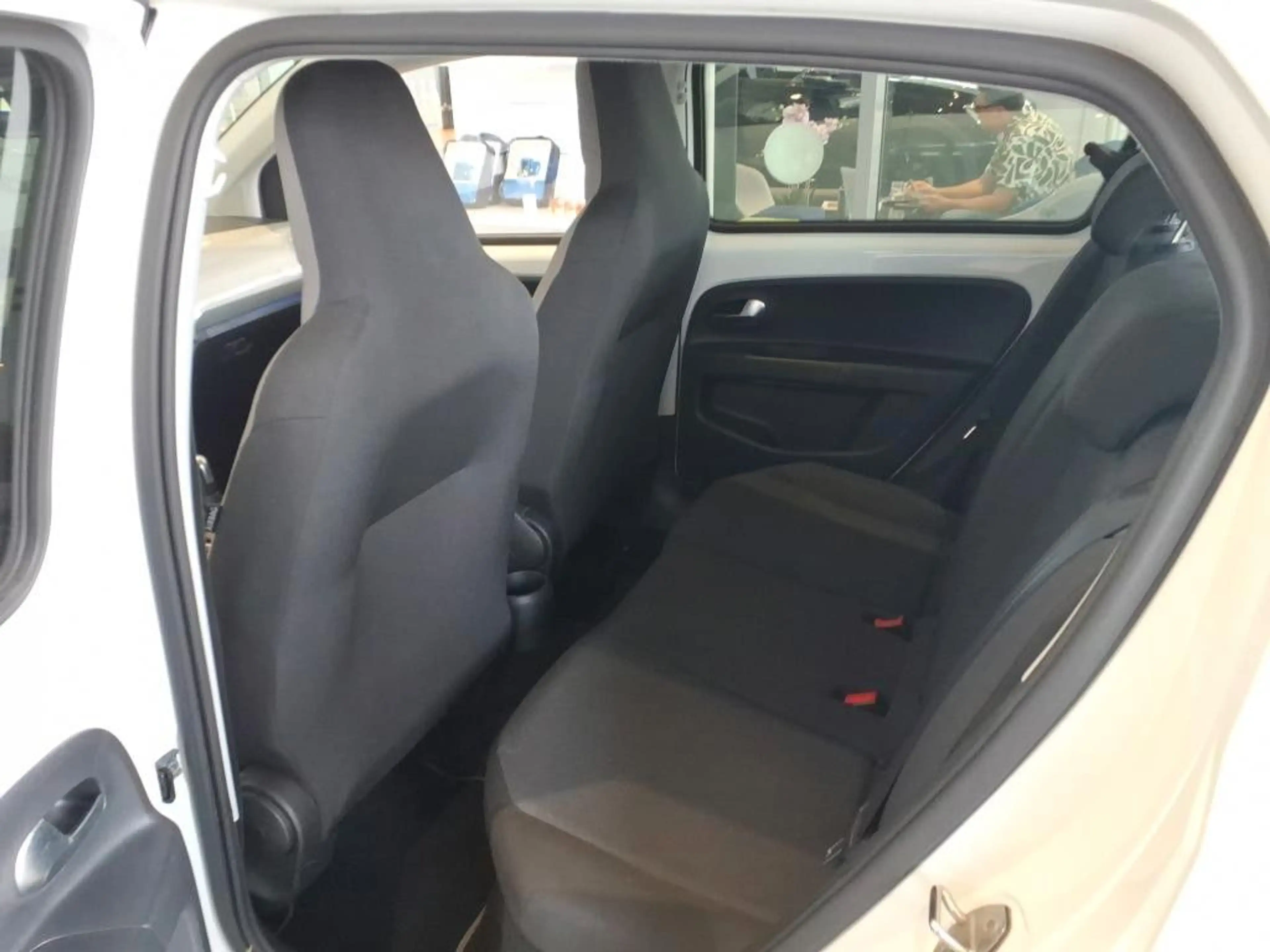 Volkswagen e-up! move Aut. SHZ PDC CCS Alu16 — photo 6
