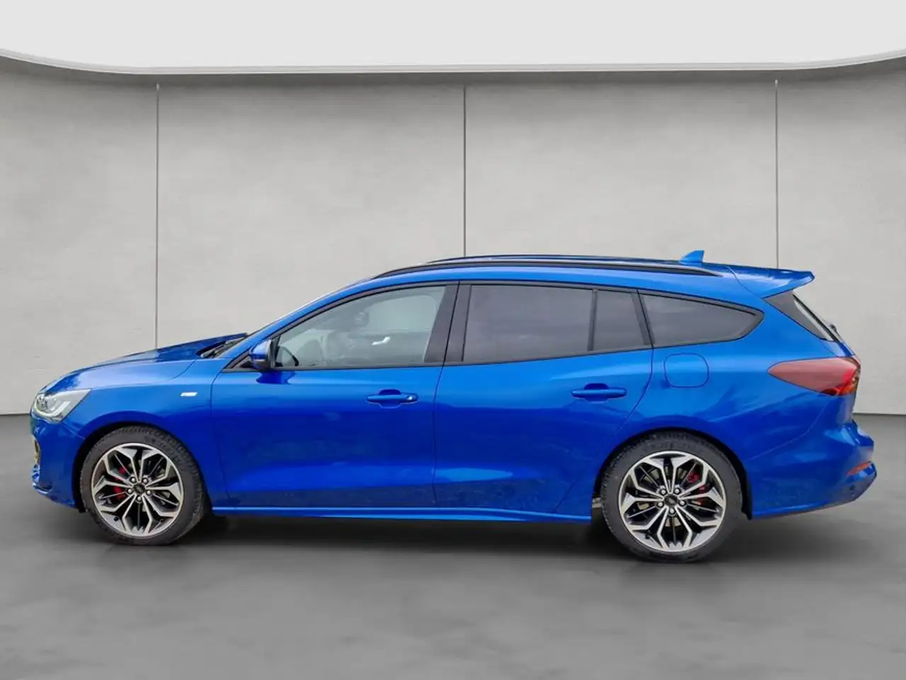 Ford Focus Turnier 1.0 EcoBoost Hybrid Aut. ST-LINE X 1 2