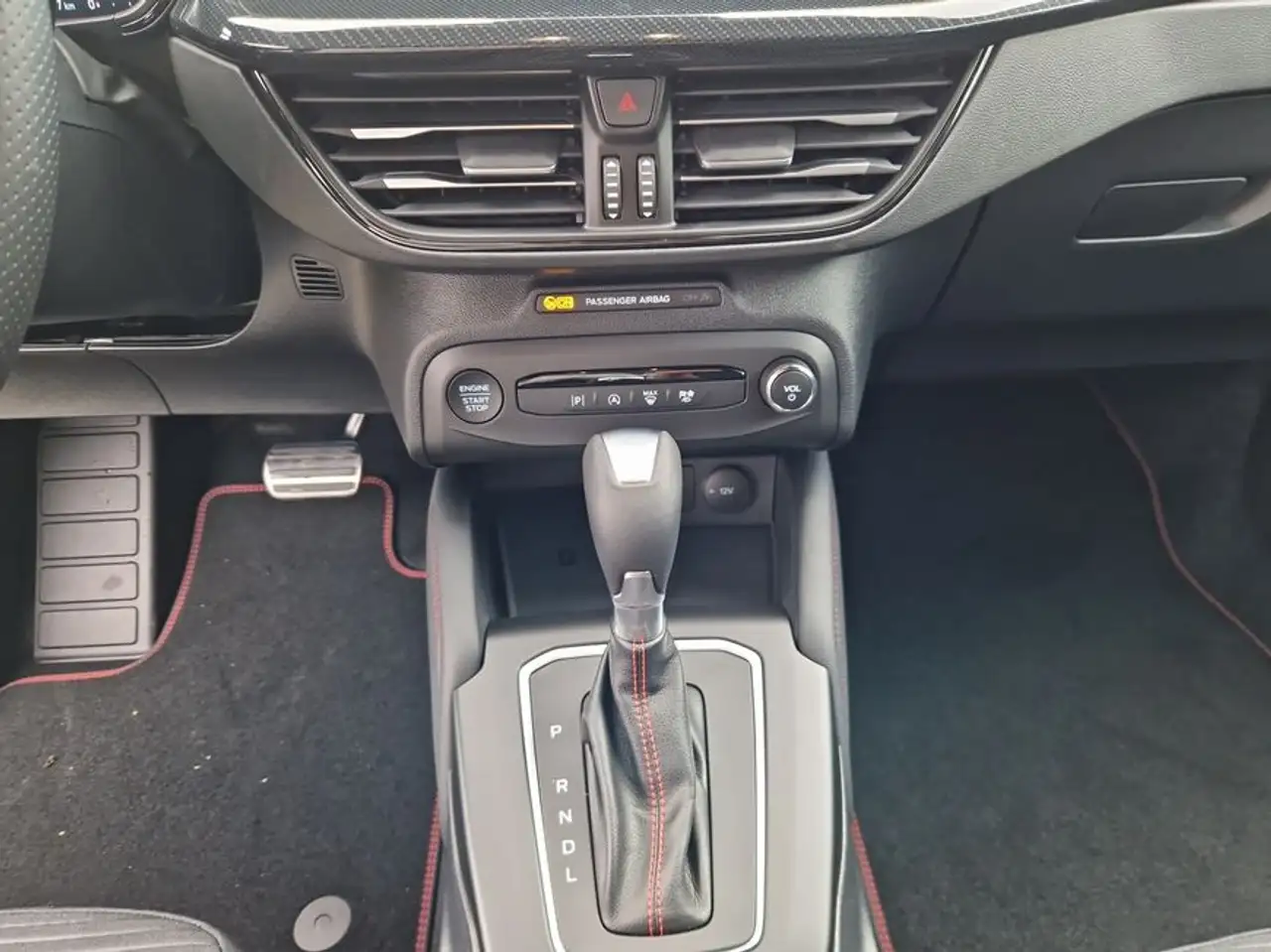Ford Focus Turnier 1.0 EcoBoost Hybrid Aut. ST-LINE X 1 13