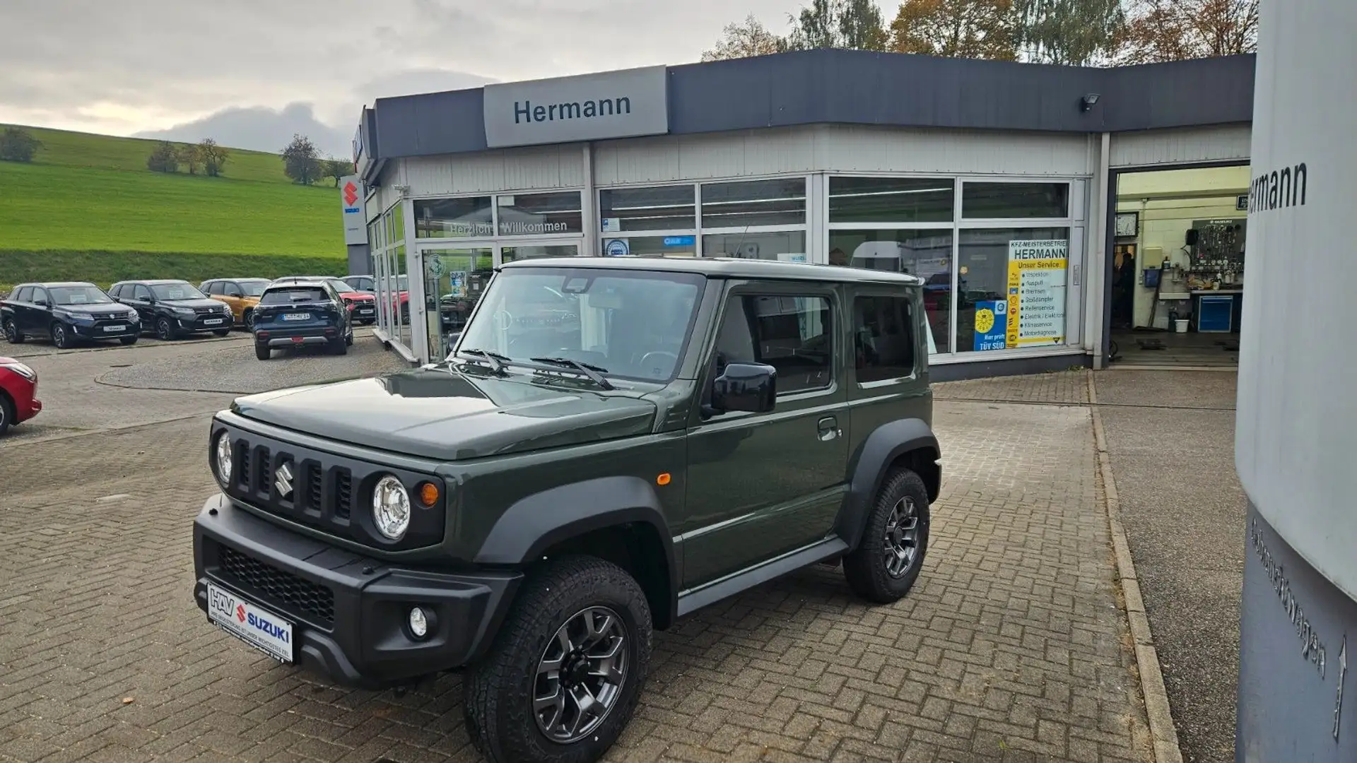 Suzuki Jimny 1.5 ALLGRIP Comfort+ 4 Sitze Vert - 2